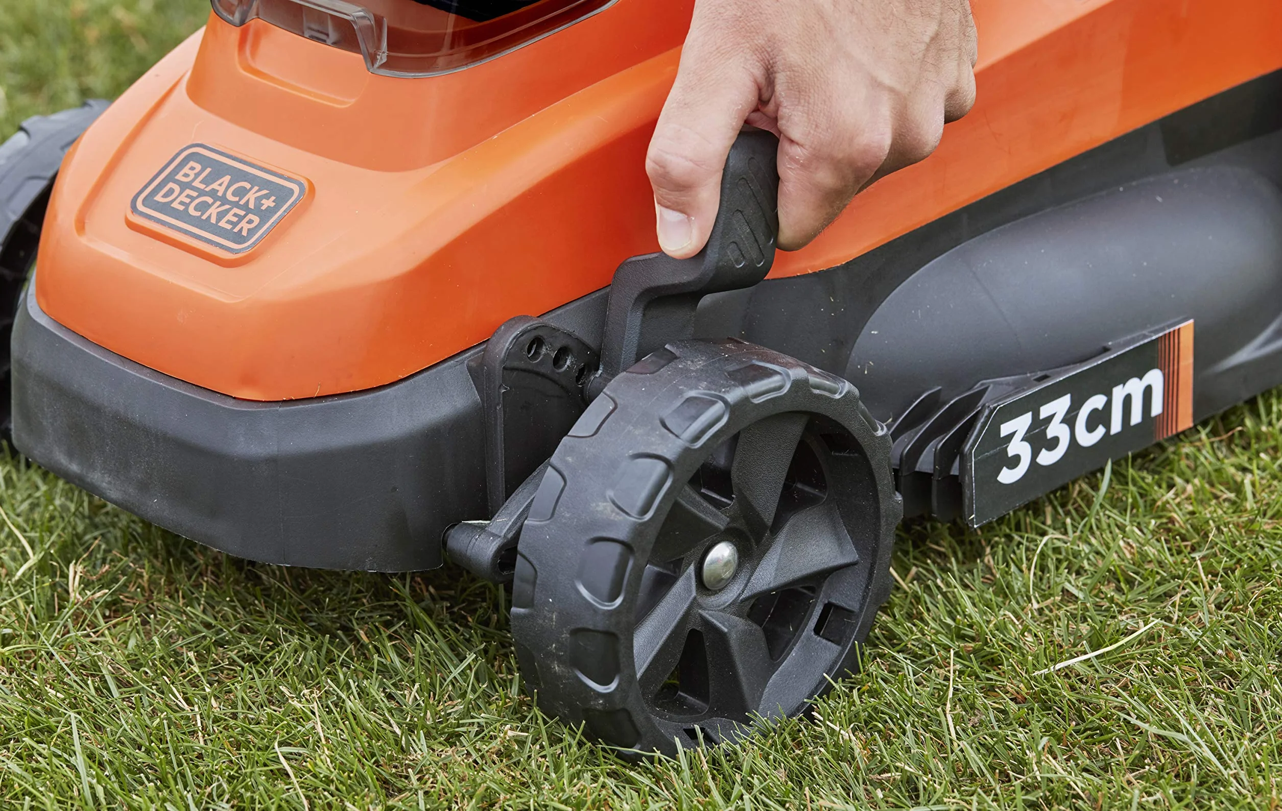 BLACK+DECKER Kosiarka akumulatorowa 18 V BCMW3318N-XJ pomarańczowy czarny