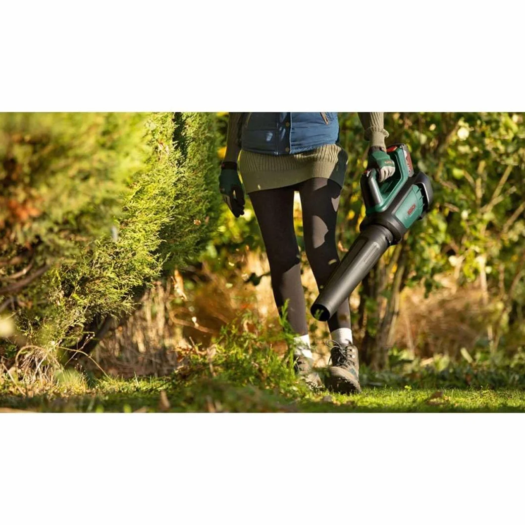 Bosch Home and Garden Akumulatorowa Dmuchawa do Liści, 36V-750, Bez Akumulatora, System 36V, do Usuwania Zalegających Liści i Porządkowania Dużych Terenów, Waga 2.8 kg, Opakowanie Kartooptymalne