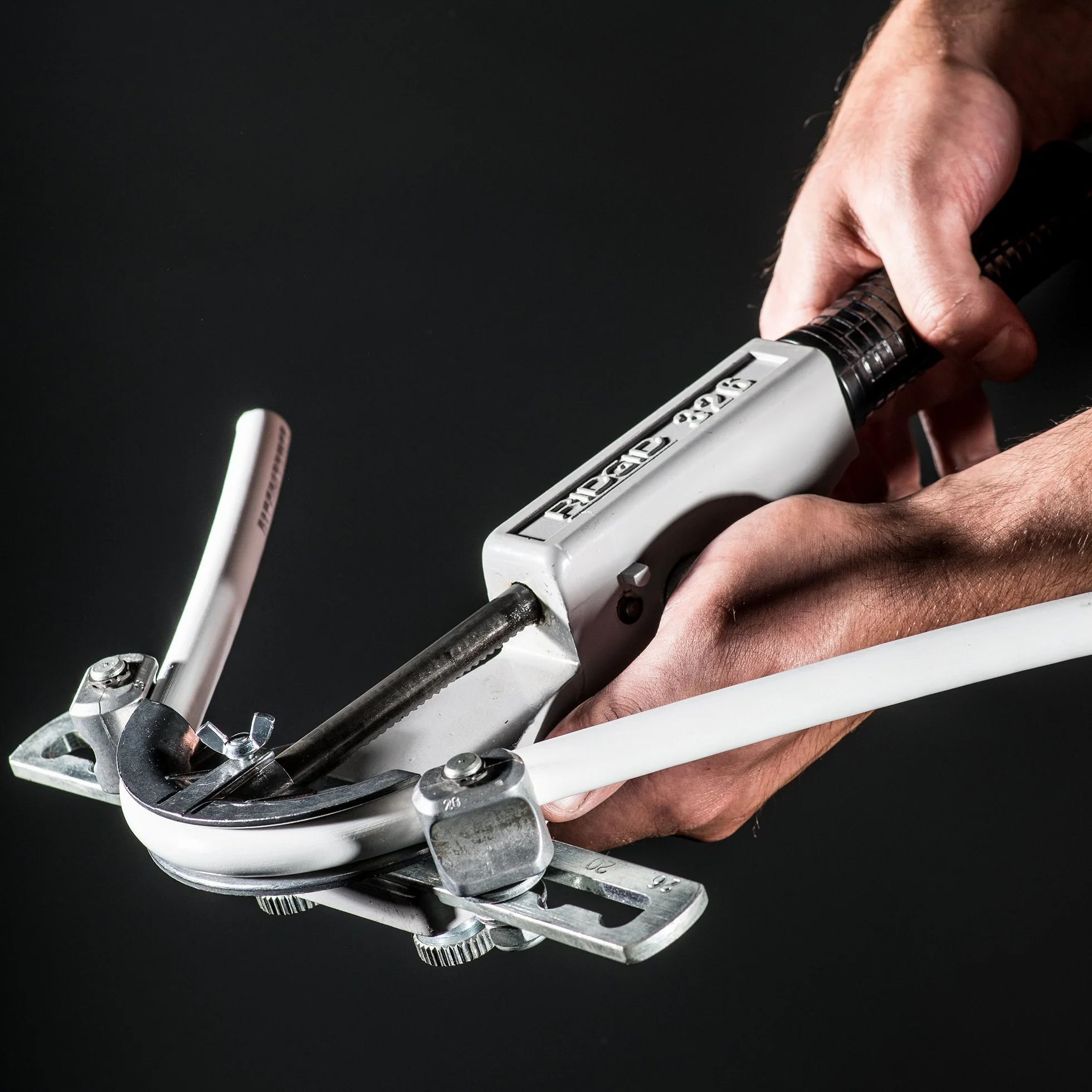 RIDGID 35861 Model 326-P giętarka z grzechotką do rur kompozytowych od 16 mm do 32 mm, szybko regulowana giętarka do rur do 90 stopni