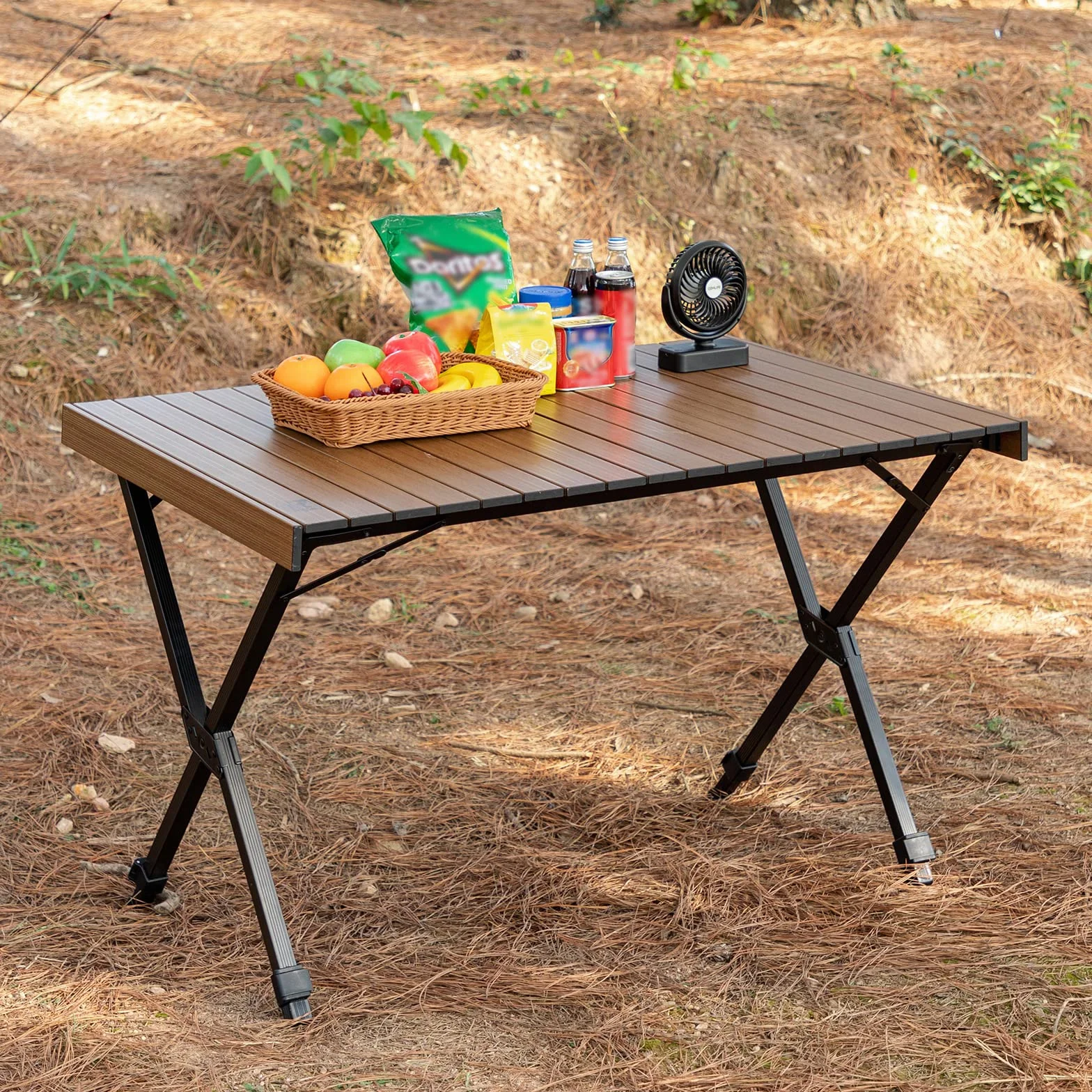 TIMBER RIDGE Składany Stół Kempingowy Aluminiowy 108 x 71 cm, Przenośny Zwijany Stół Piknikowy 1,2 m, Regulacja Wysokości, dla 4-6 Osób, do Ogrodu, na Zewnątrz, Grilla, Podwórka