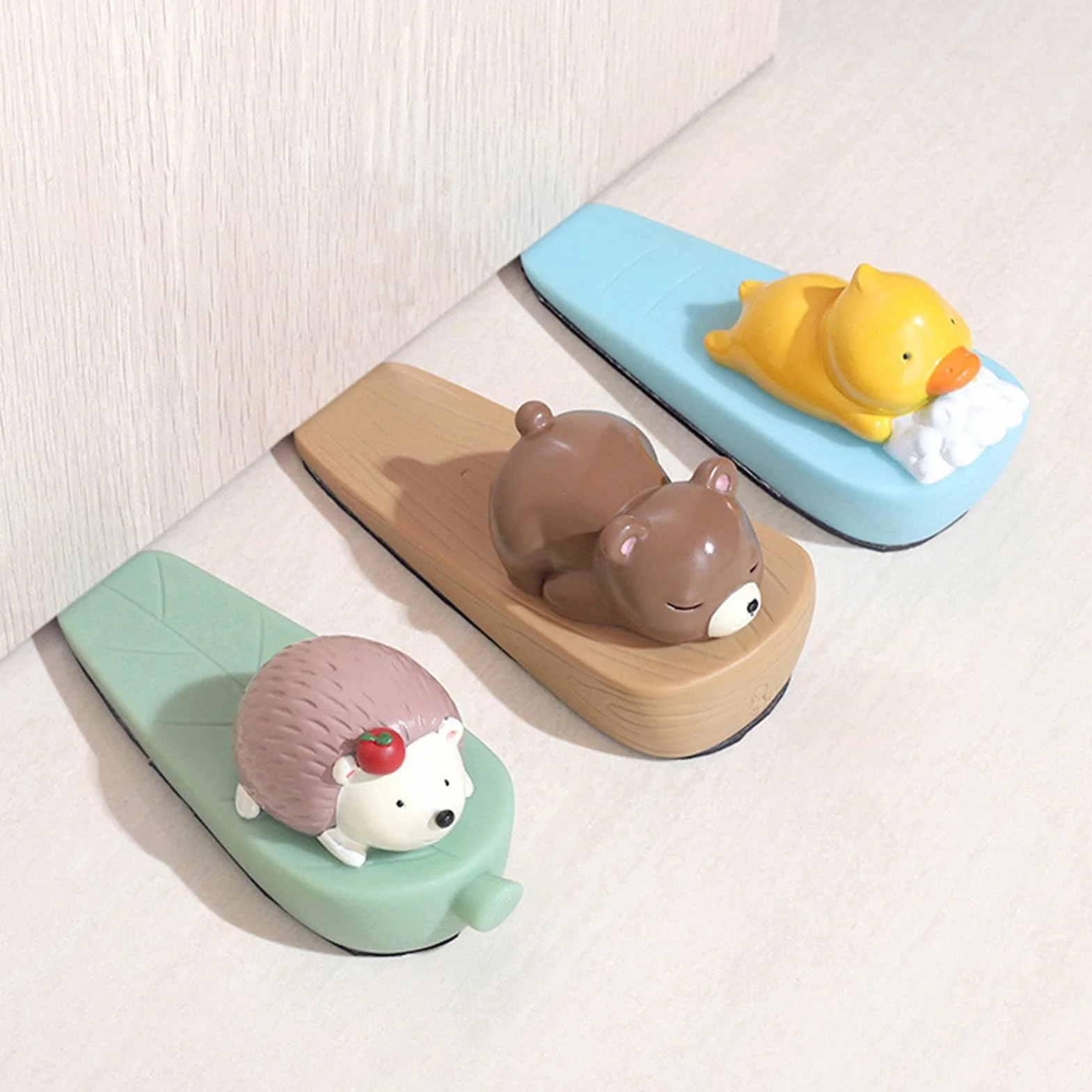 Cute Door Stopper, kreskówkowe drzwi zwierząt Zatrzymaj kolizję zapobieganie wiatrowom zapobieganie ślizganiu się dekoracyjnym klinem drzwi na podłogę biura domowego (Jeż) (Mała