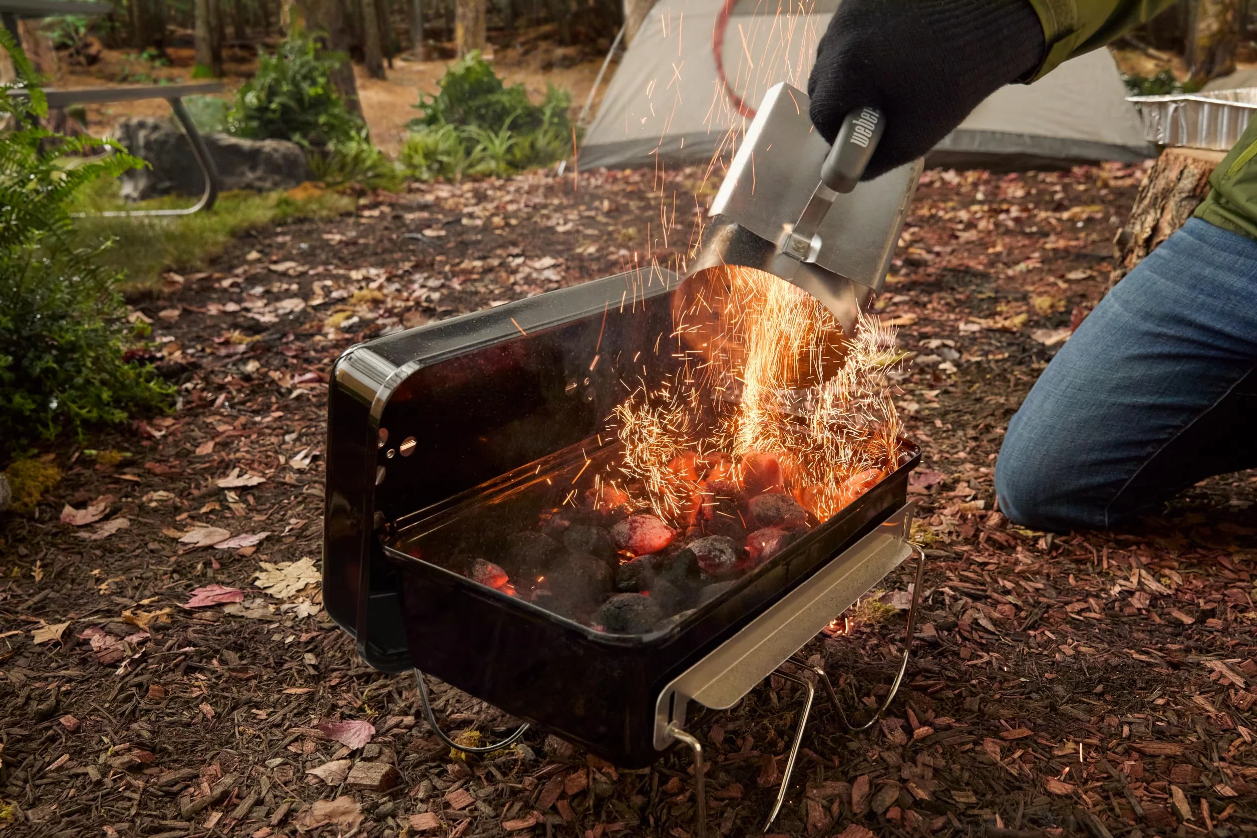 Weber Komin do Rozpalania Mały 20cm Kompaktowy z Dwoma Uchwytami do Grilli Węglowych Ø 47cm