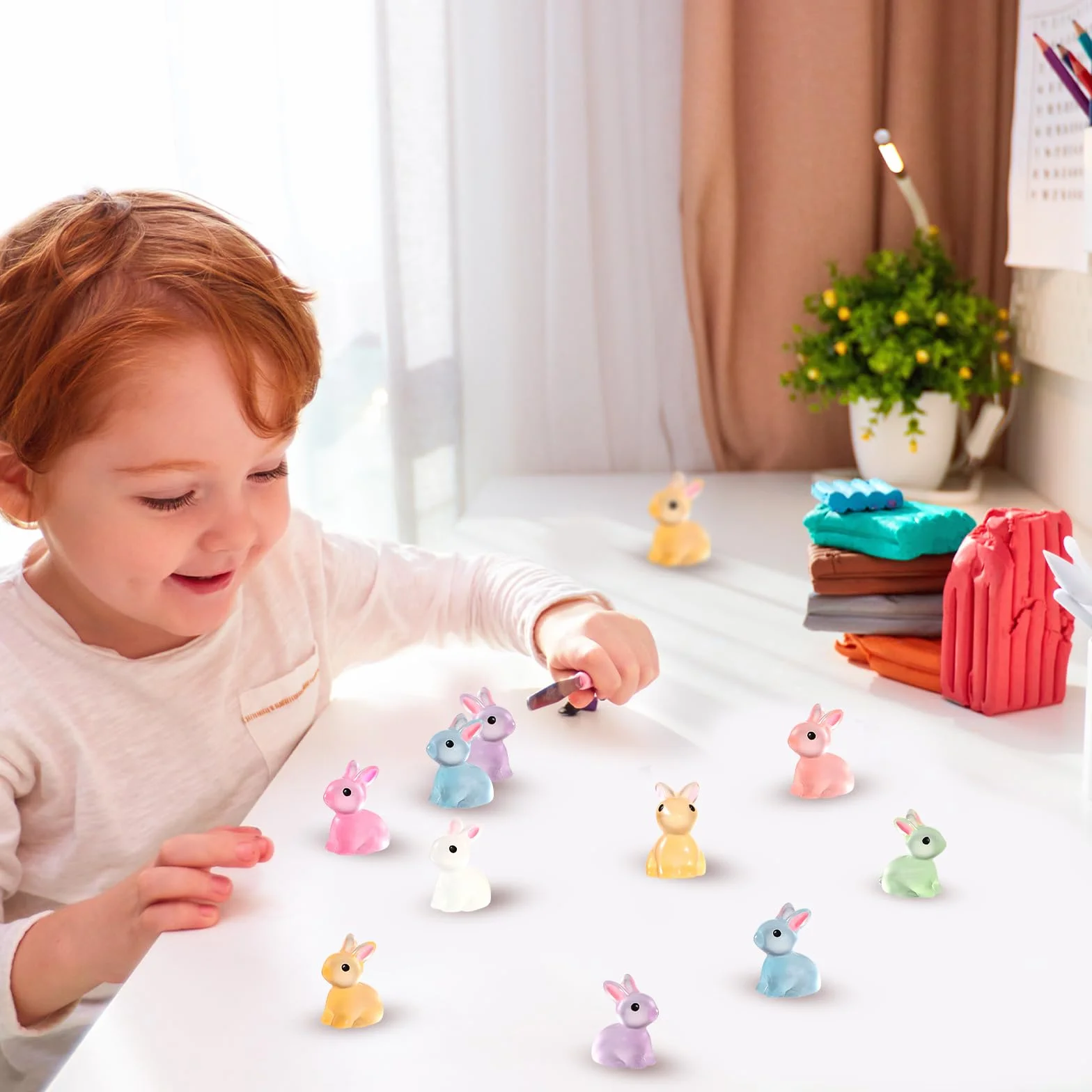 Mini Świecący Króliczek z Żywicy 56szt Figurki Królików DIY Dekoracje Wielkanocne 7 Kolorów