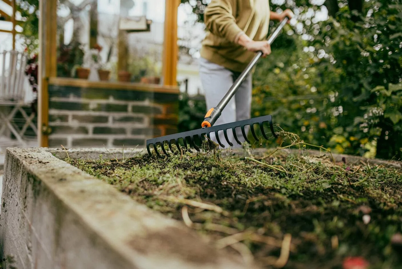 Fiskars OneClick Soil Rake 16 prongs