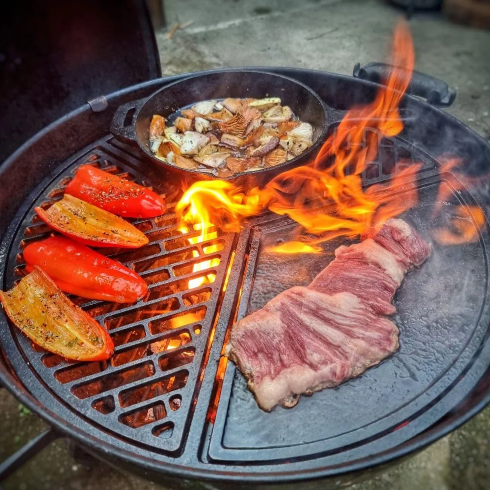BBQ-Toro Żeliwny zestaw plancha i płytek grillowych Ø 54,5 cm 3 strefy grillowe