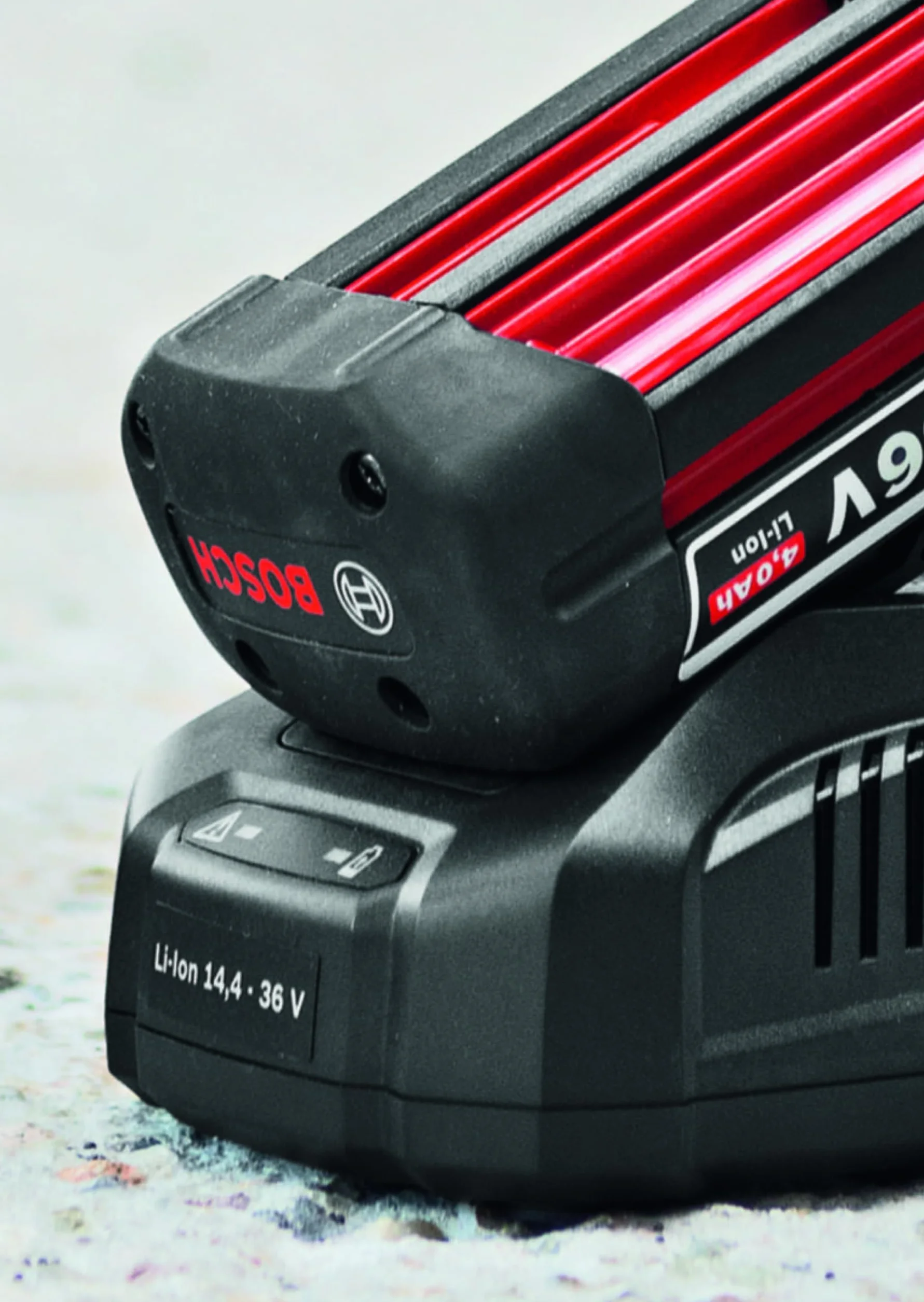 Bosch Profesional AKUMULATOR GBA 18V 2,0Ah M-B