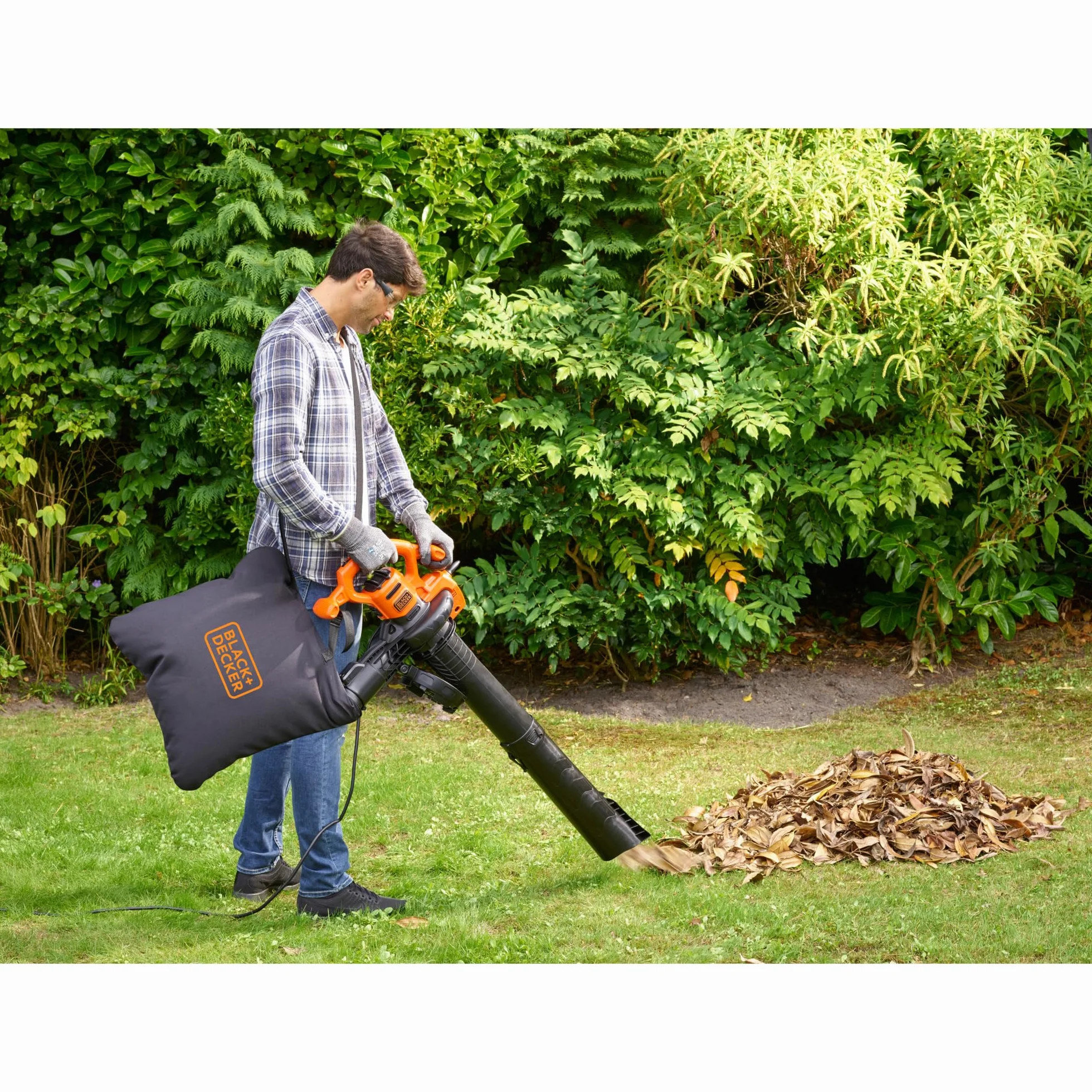 Black & Decker BEBLV260 Odkurzacz do liści 3 w 1 2600W 40L