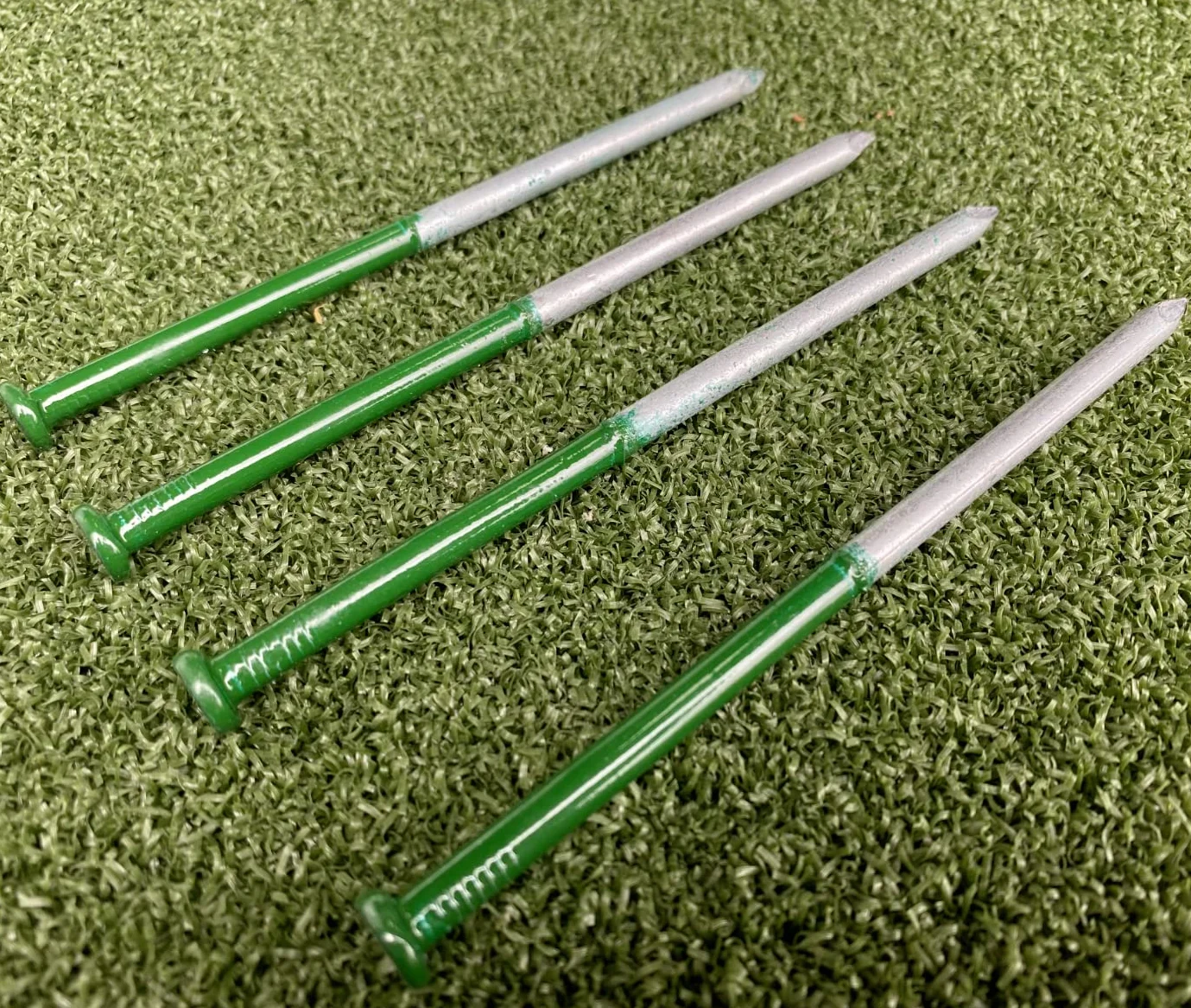 KAHEIGN 50 szt. wytrzymałych gwoździ do sztucznej trawy, 5 mm x 150 mm, okrągłe gwoździe ocynkowane Astroturf, sztuczne gwoździe do trawnika, stalowe gwoździe do twardej lub kamiennej ziemi