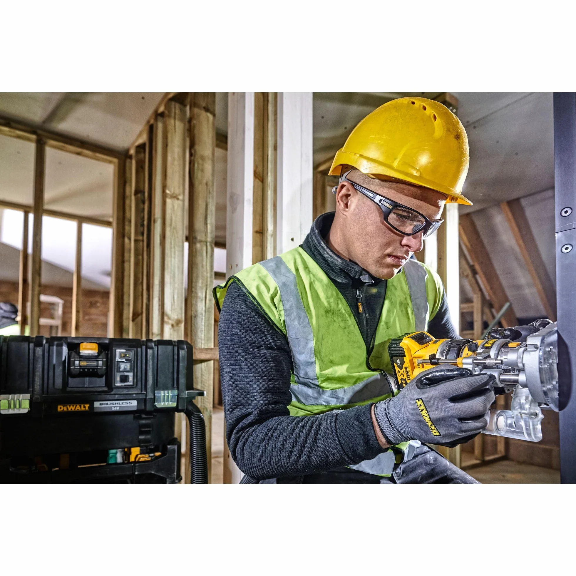 Dewalt Dcw604Nt-Xj Frezarka Górnowrzecionowa, Czarny/Żółty, 18 V