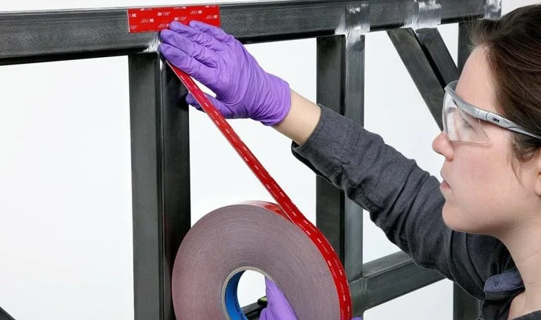 3M VHB GPH110 Taśma dwustronna akrylowa 230C + zestaw do przygotowania powierzchni (25mmx3m)