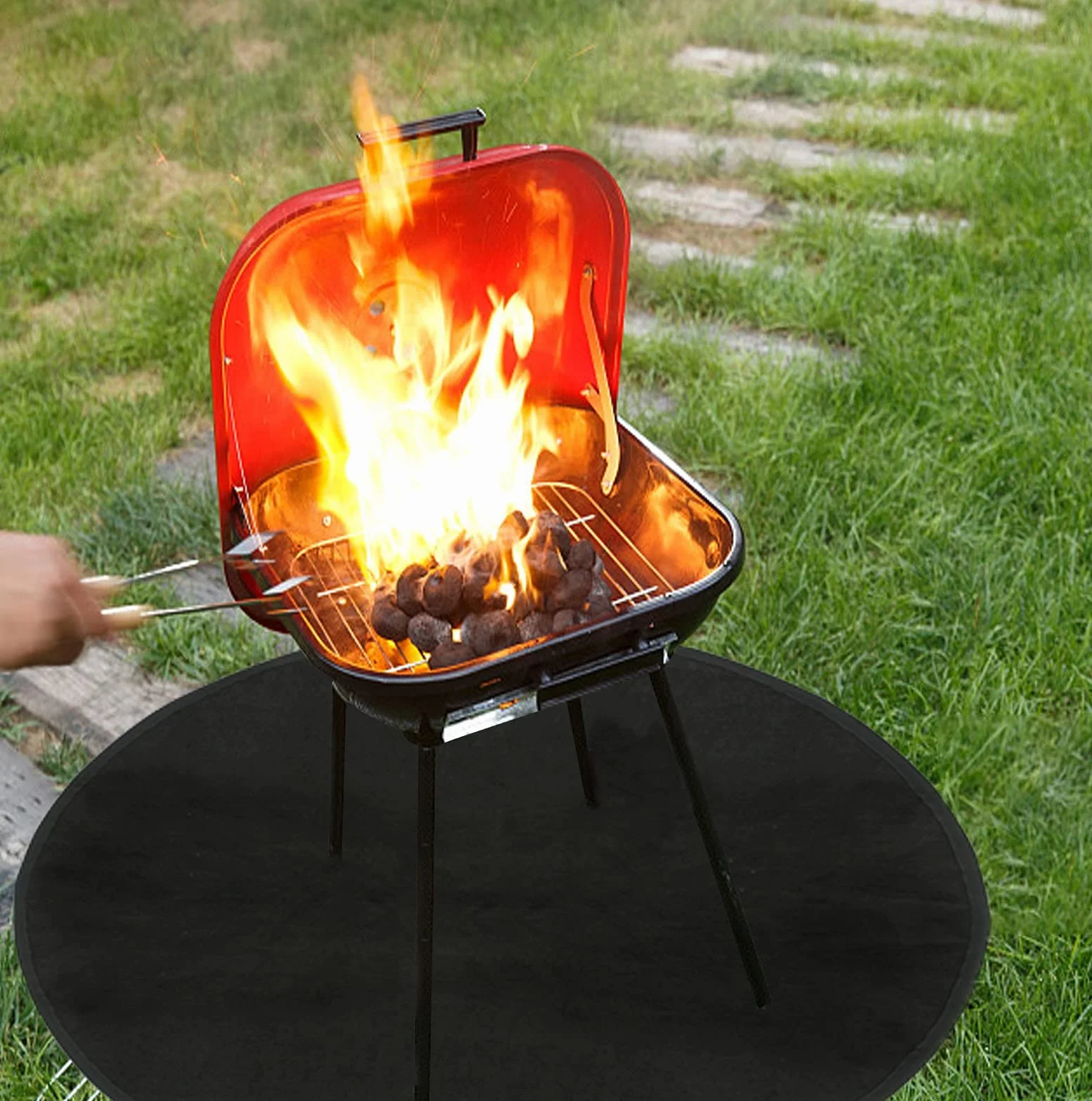 Okrągła mata ogniskowa wielokrotnego użytku, wodoodporna, ognioodporna podkładka do kominka, na zewnątrz, patio, ognisko, mata pod grill, ochrona trawnika, czarna, 76 cm