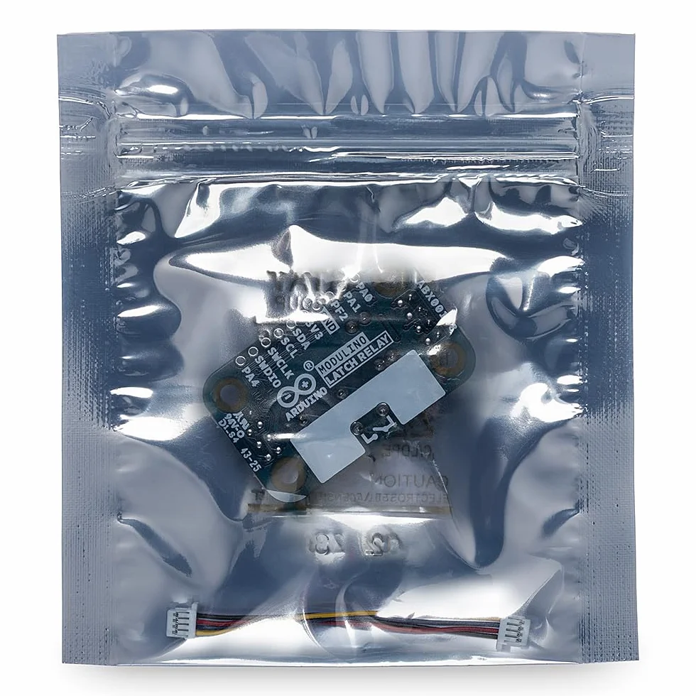 Arduino Modulino przekaźnik zatrzaskowy [ABX00138] – moduł przełączający dużej mocy | czujnik Qwiic Plug and Play | Łatwe prototypowanie za pomocą Arduino i MicroPython
