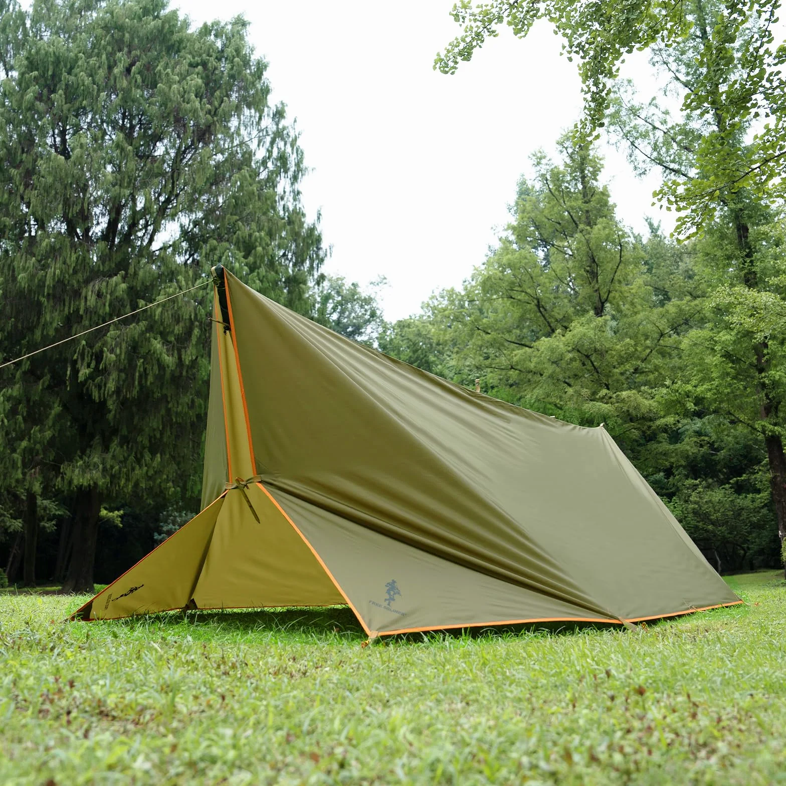 FREE SOLDIER Tarp wodoszczelna plandeka 4 x 4 m, ultralekka plandeka namiotowa, ochrona przed promieniowaniem UV, na kemping, kemping, wędrówki, aktywności na świeżym powietrzu