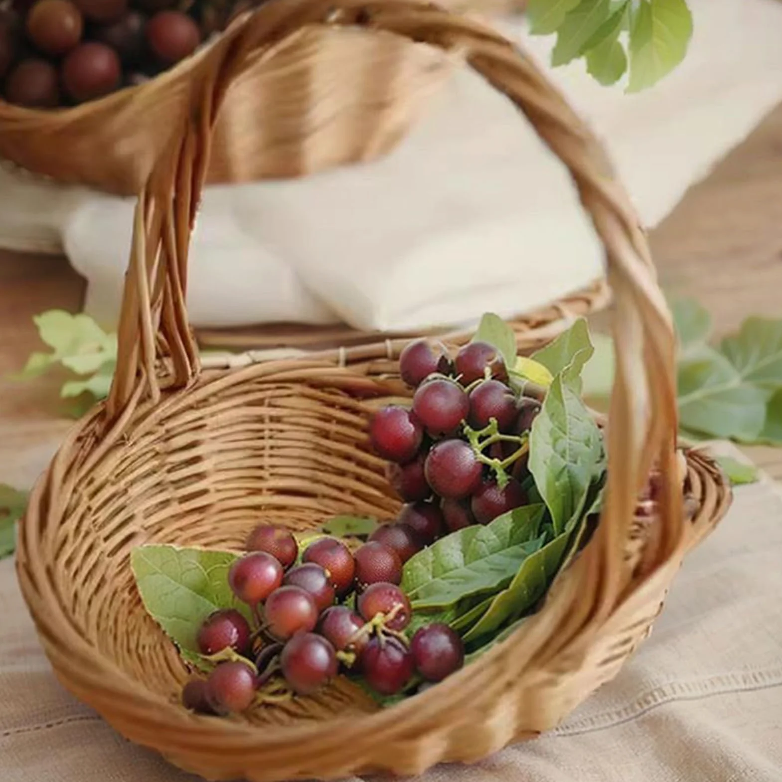 Kosz na owoce, duży kosz piknikowy, rattanowy do przechowywania, dekoracja mieszkania, do przechowywania owoców i kompozycji kwiatowych