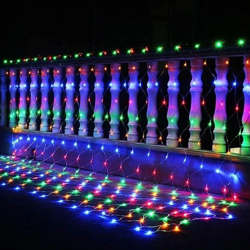 Łańcuch świetlny – oświetlenie niskiego napięcia, 50 diod LED, 3m + 5 m, 10 cm między diodami LED, przezroczysty kabel, 8 trybów migania, IP44.