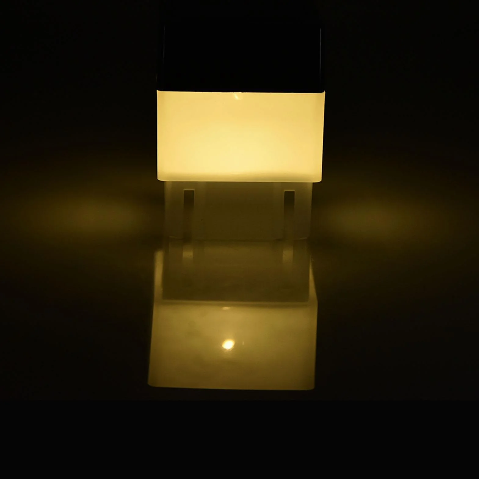 S?upek ogrodzeniowy lampy solarne, lampa ogrodowa zasilana energi? s?oneczn? , zewn?trzne ?wiat?a LED, dekoracyjne ?wietlenie tarasowe, solarne ?wietlenie tarasowe, drogowe lampy solarne, ?wietlenie