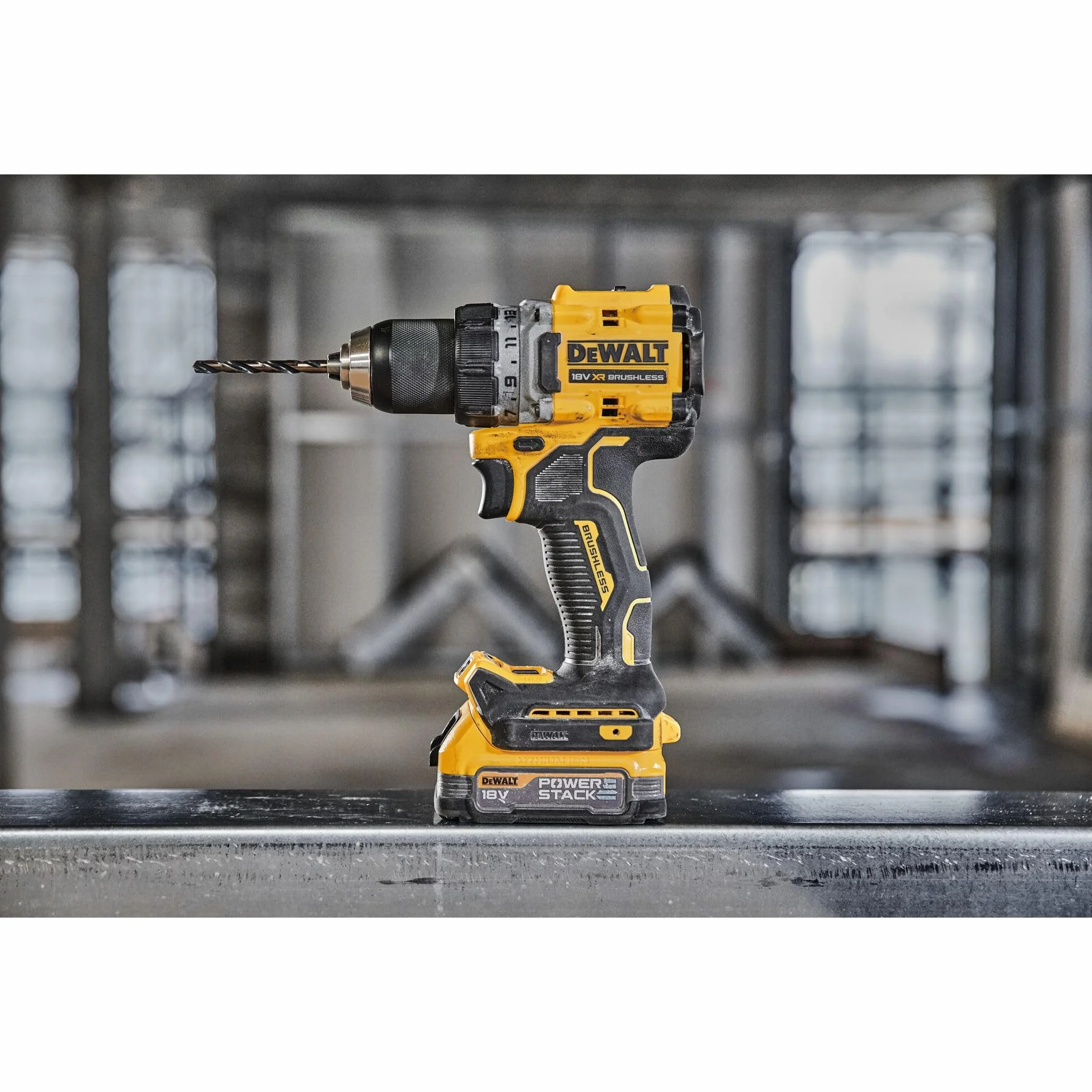 Dewalt 18 V 2-biegowa wiertarko-wkrętarka akumulatorowa DCD800NT (mocna 2-biegowa przekładnia w pełni metalowa, silnik bezszczotkowy, szybkozaciskowy uchwyt wiertarski 13 mm, lampa LED, w zestawie