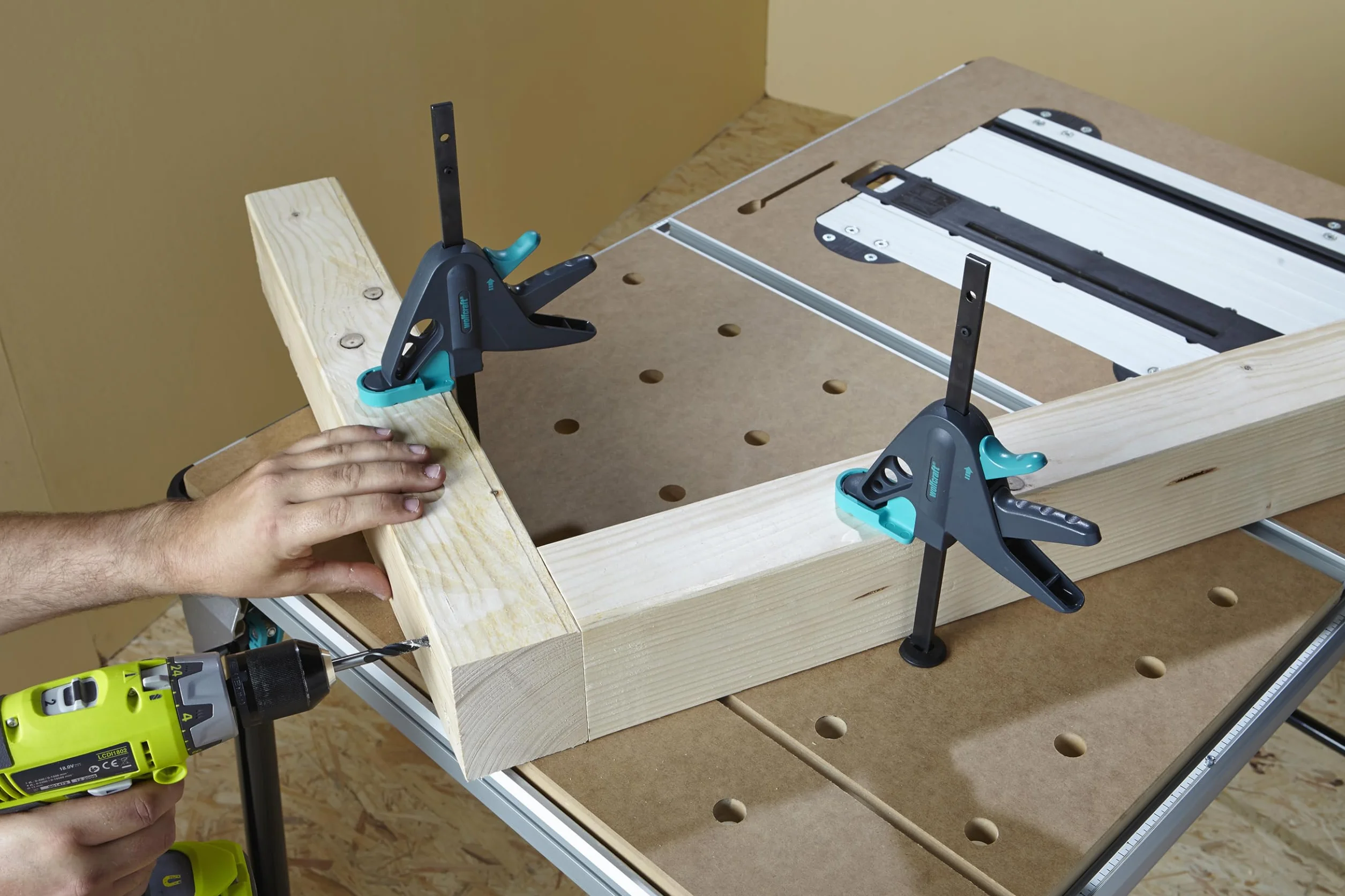 wolfcraft Ścisk do stołów PRO 65-150-W I 3036000 I Do mocowania obrabianych przedmiotów do wszystkich stołów serii MASTER I Siła mocowania 90 kg - Zakres zacisku:120 mm