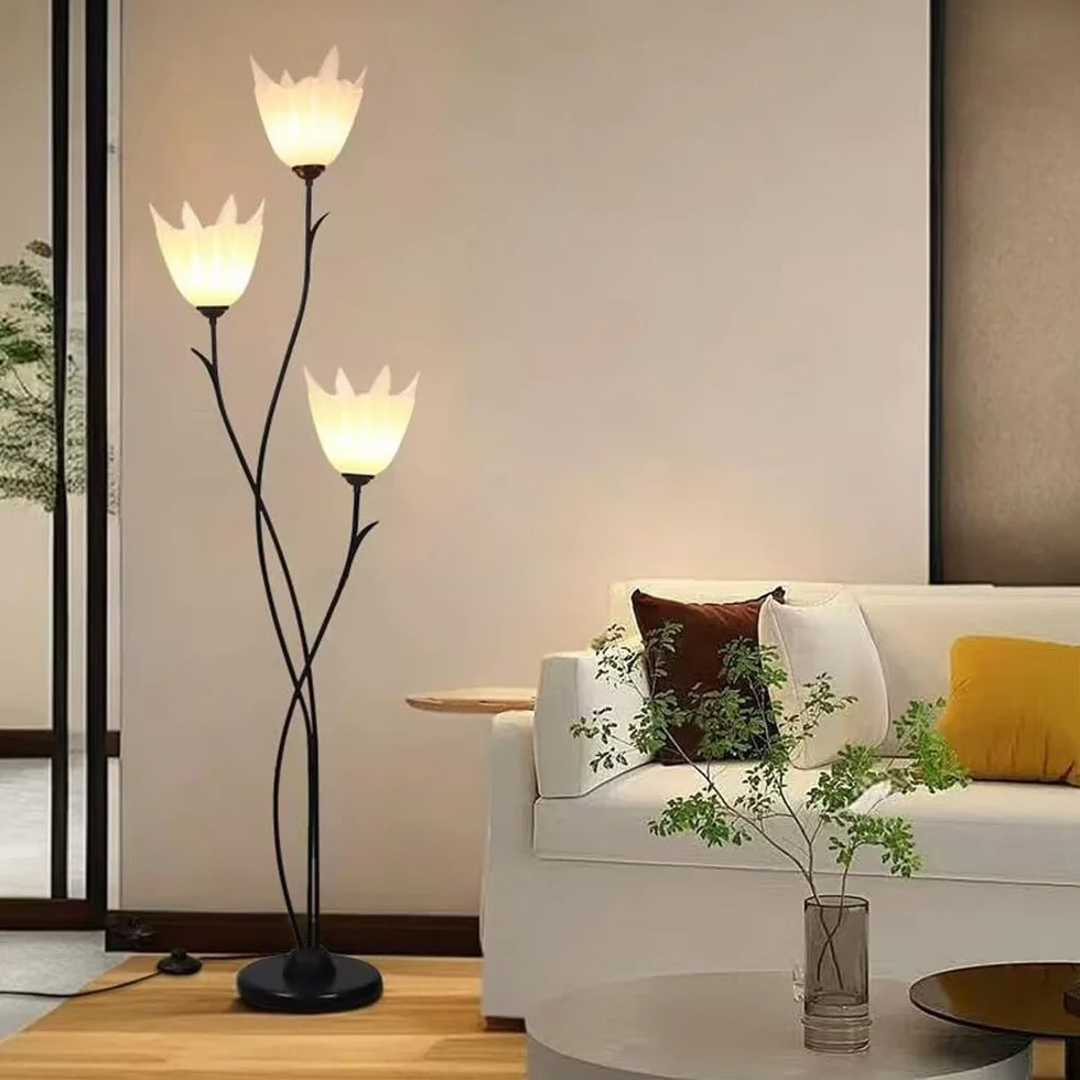 Nowoczesna lampa podłogowa do salonu Nordic Creative Art Family Study Bedroom Hotel Villa Office LED Obok sofy Dekoracyjne oświetlenie stojące (Styl 21)