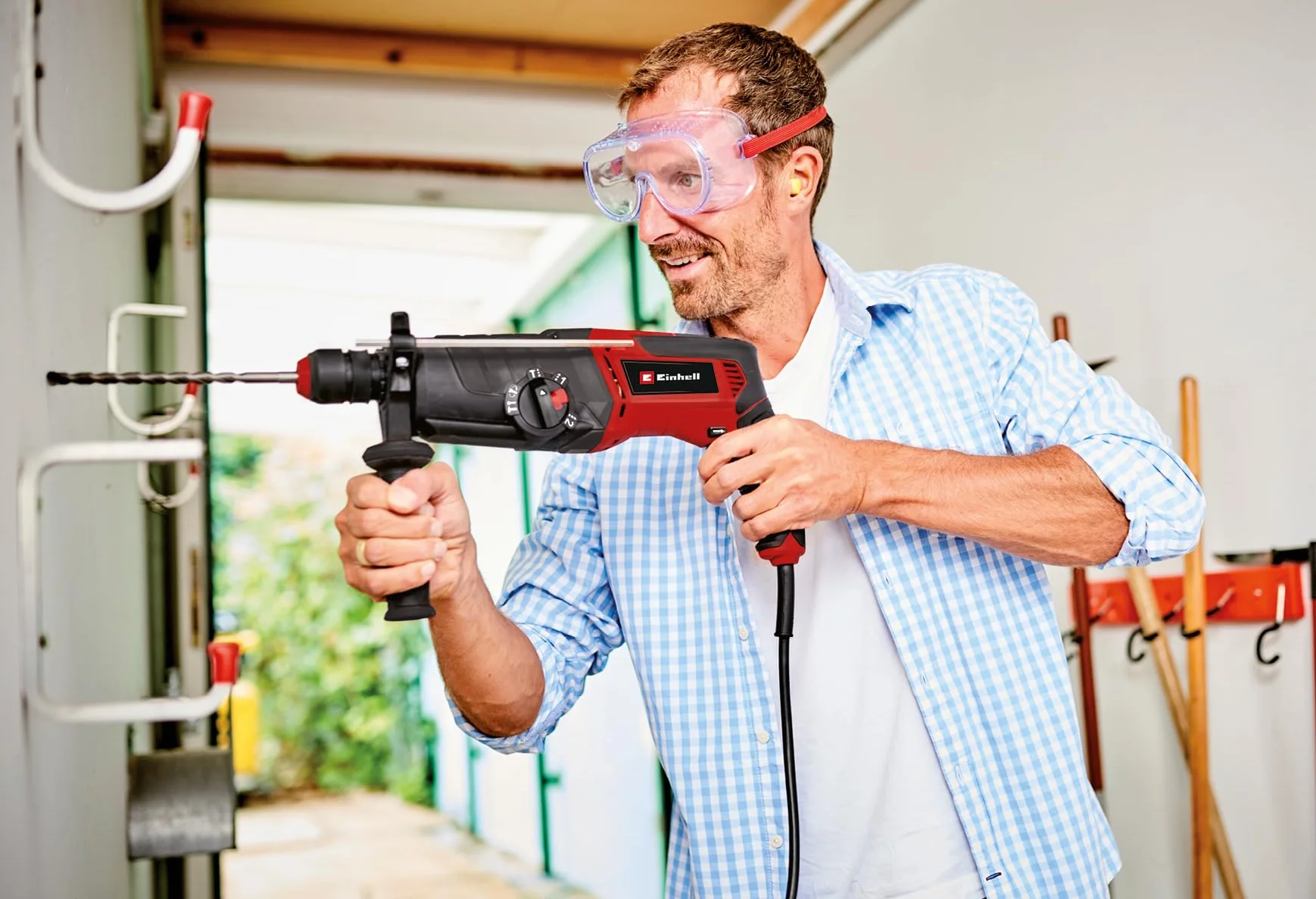 Einhell Młot udarowy TE-RH 950 5F (950 W, 2-biegowa przekładnia, udarność 3 J, mocowanie SDS-plus, moc wiercenia 28 mm w betonie, ogranicznik głębokości wiercenia, dostarczany w walizce)