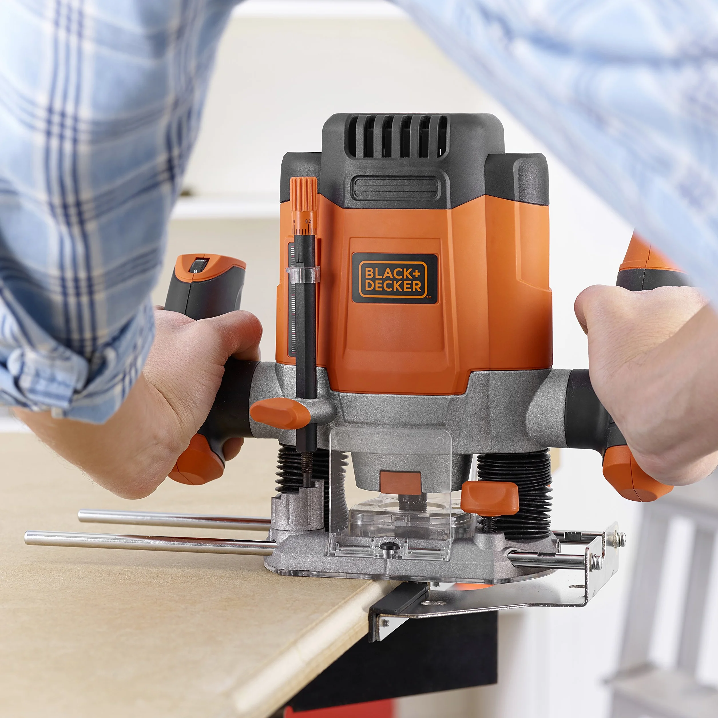BLACK+DECKER, Frezarka górnowrzecionowa, moc 1200 W, KW1200EKA
