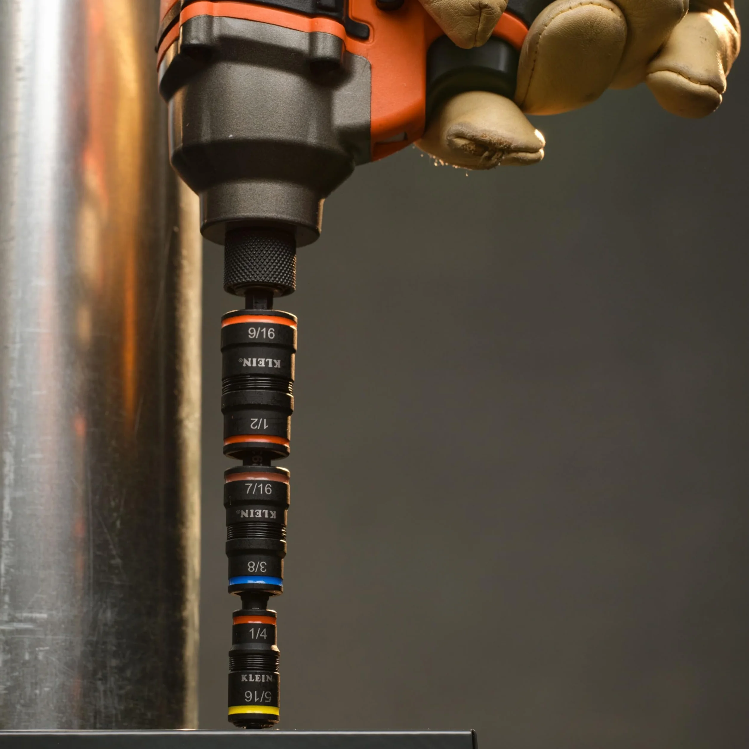 Klein Tools Zestaw wkrętaków udarowych 32303HD, gniazda udarowe 20 w 1 SAE i śrubokręt z końcówkami Phillips, szczelinowymi, kwadratowymi i Torx