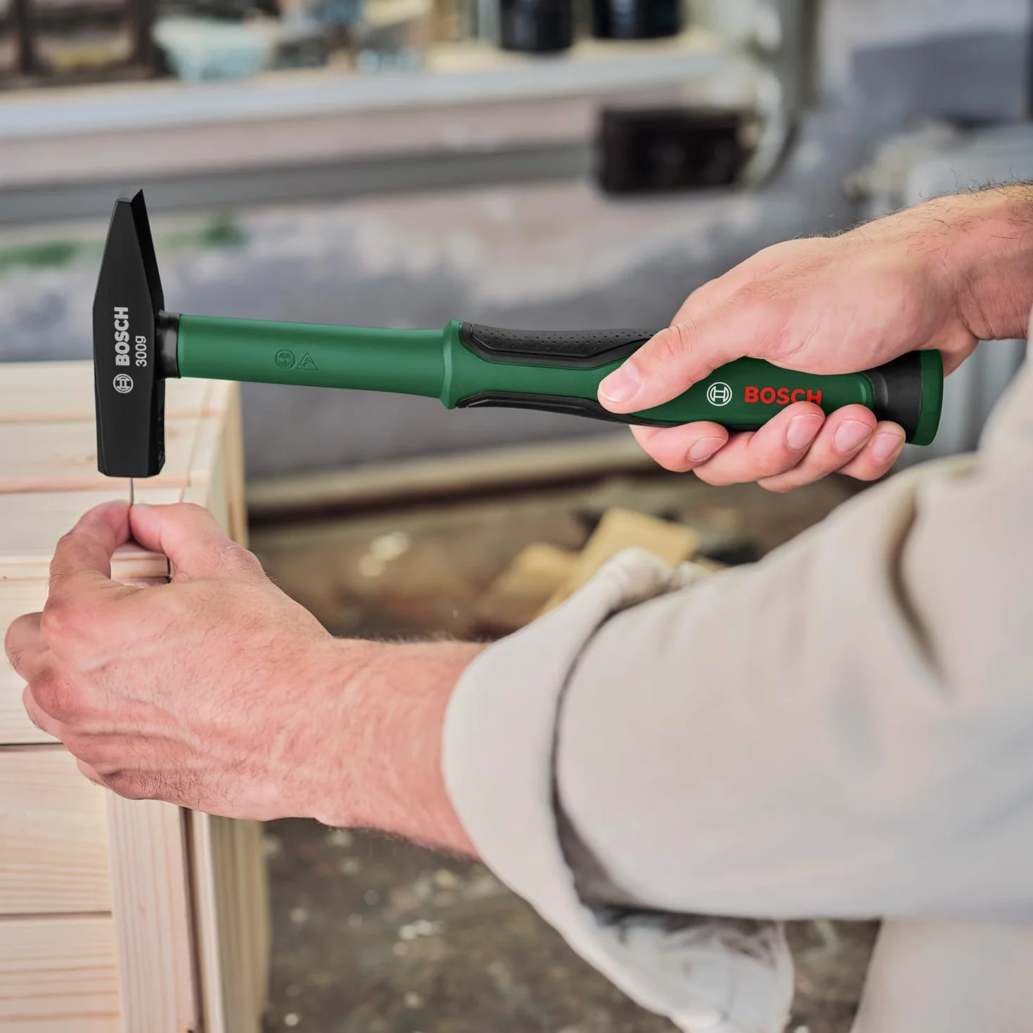 Bosch Home And Garden: 26-częściowy zestaw narzędzi z grzechotką ¼", kombinerkami, wkrętakiem uniwersalnym, końcówkami wkręcającymi i innymi elementami