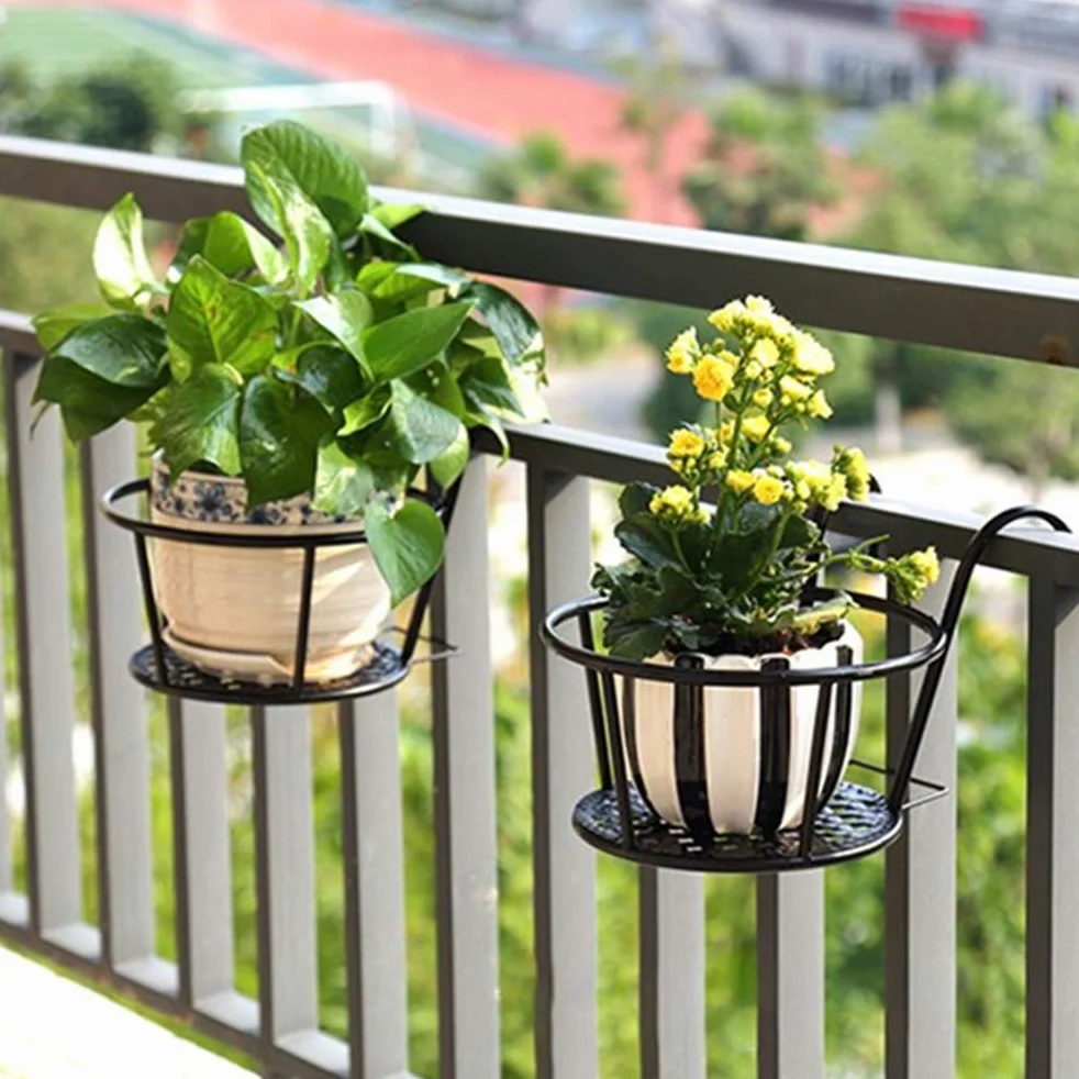 Uchwyt na doniczkę balkonowy do balustrady