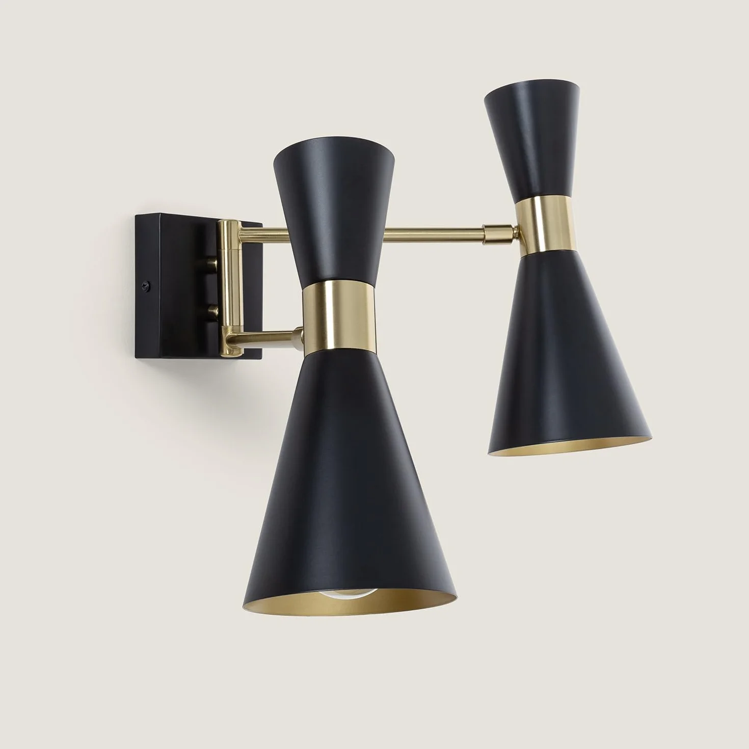 LEDKIA LIGHTING Lampa Ścienna z Ruchomą Głowicą Metal 2 Reflektory Jigger Czarny E27