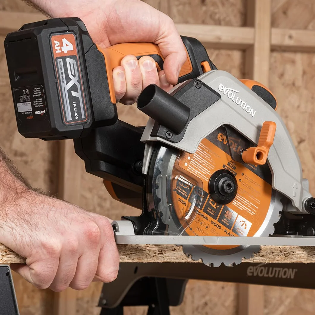 Evolution Power Tools Akumulator litowo-jonowy Li-Ion do narzędzi bezprzewodowych, kompatybilny ze wszystkimi narzędziami akumulatorowymi Evolution i Erbauer EXT, ładowarka do nabycia osobno 18 V 4 Ah