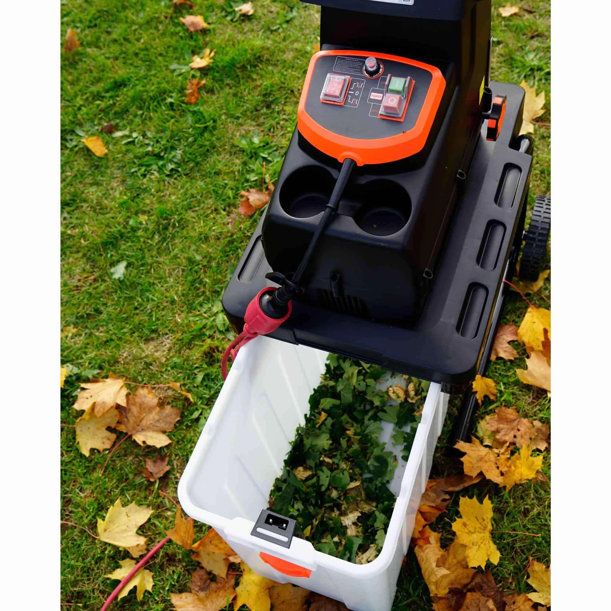 DELTAFOX Elektryczna rozdrabniarka rolkowa 2800 W 60 l gałęzie do 44 mm