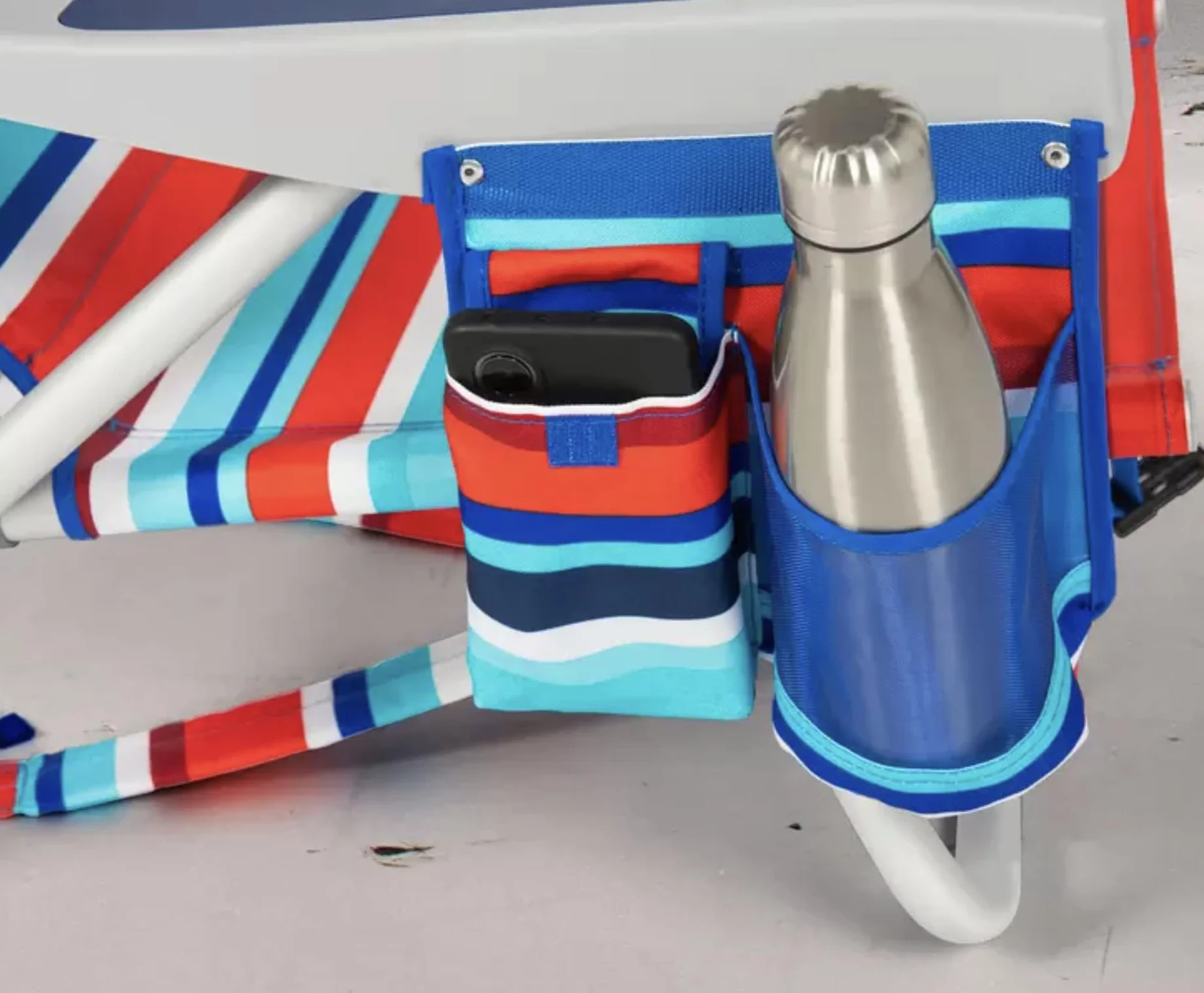Tommy Bahama Krzesło Plażowe Składane Regulowane Lekkie 5 Pozycji Aluminiowa Rama Czerwono-Turkusowe Paski