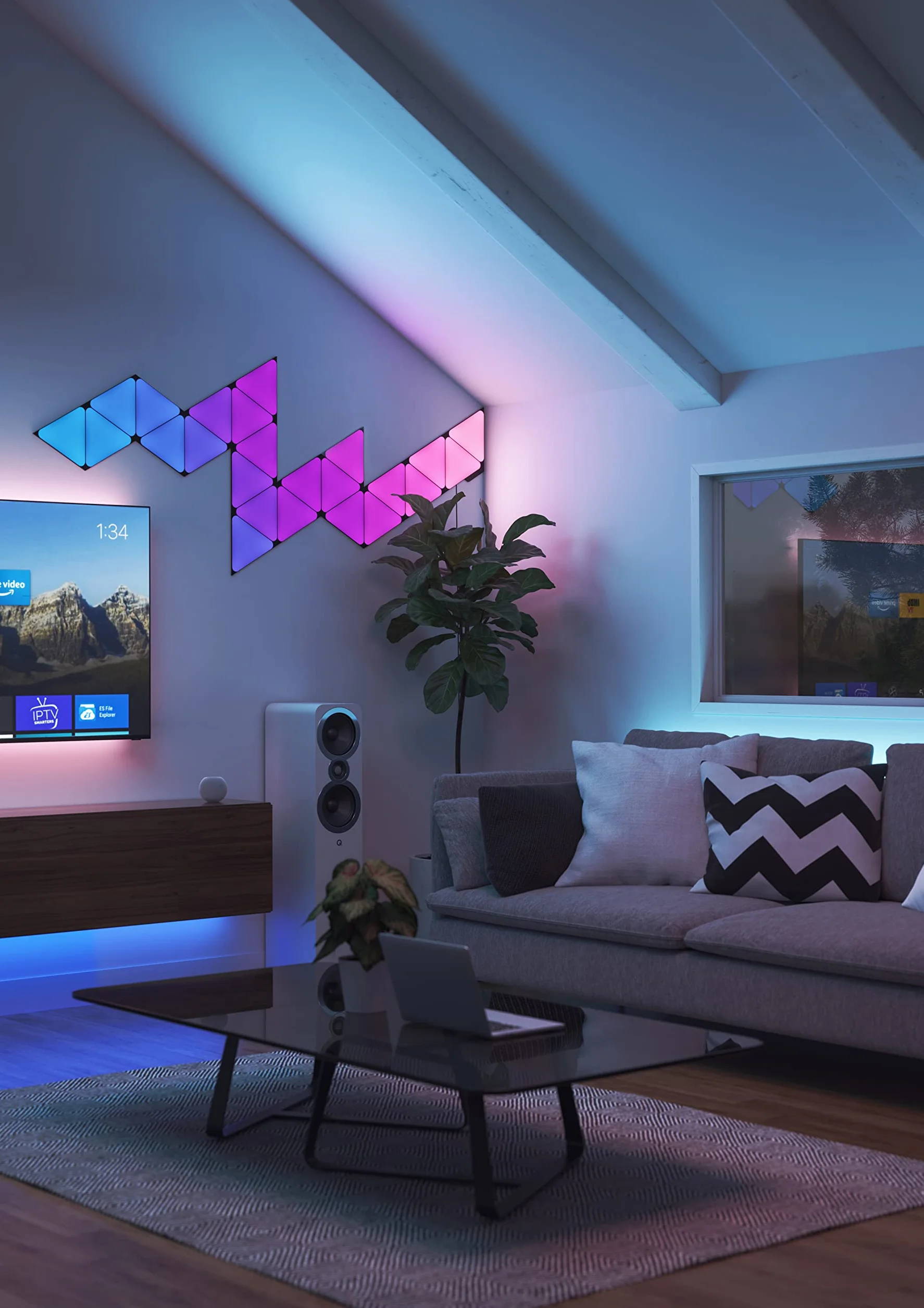 Nanoleaf Shapes Ultra Black Triangle Expansion Pack, 3 dodatkowe trójkąty LED - modułowe wewnętrzne kinkiety ścienne, inteligentne światła LED RGBW 16 M kolory WiFi, kompatybilne z Alexa