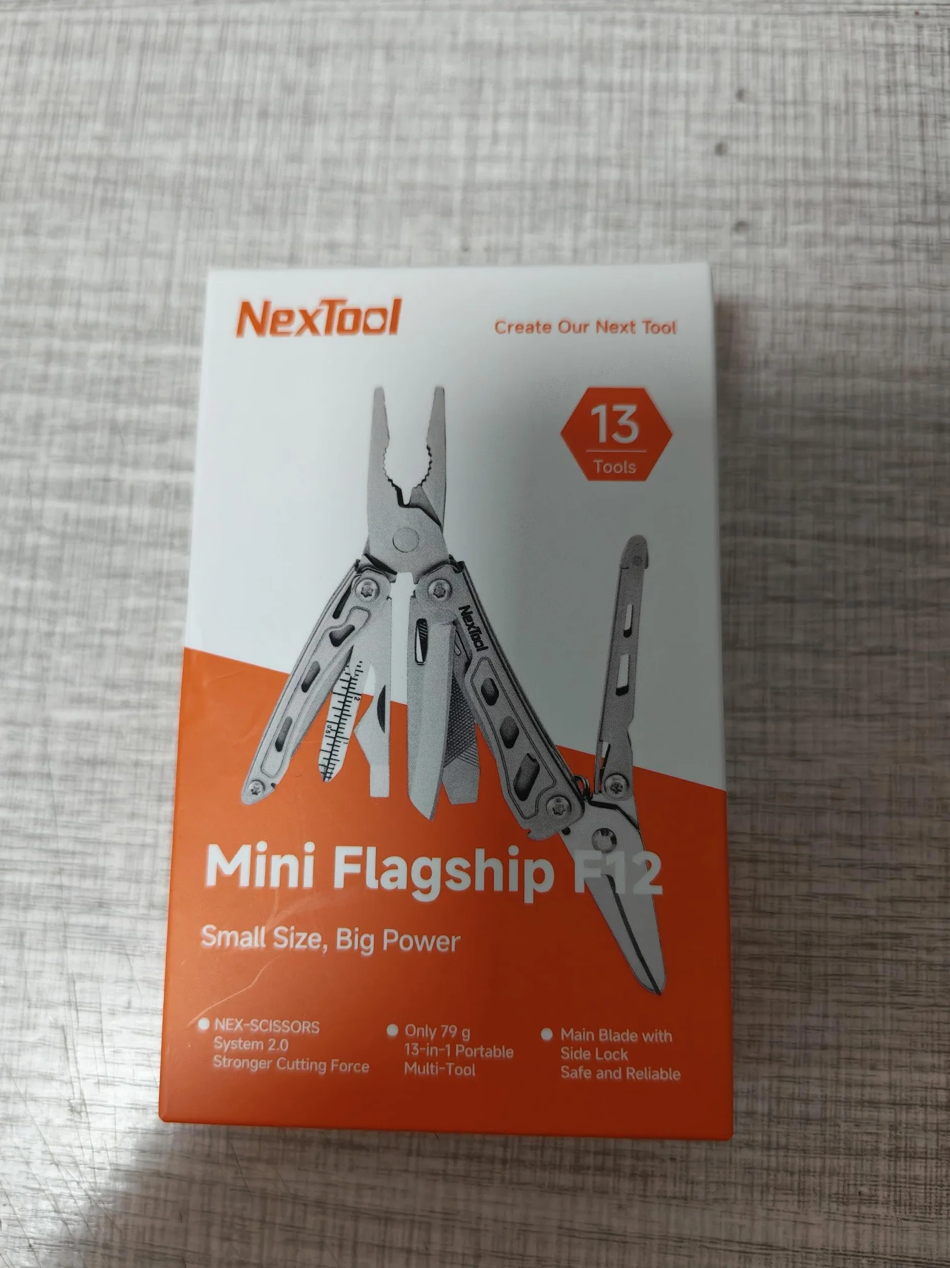 NexTool Multitool, F12 Mini Flagship narzędzie wielofunkcyjne 13 w 1, narzędzie wielofunkcyjne do breloczków z nożyczkami ząbkowanymi, pilnikiem, blokadą bezpieczeństwa, ulepszenie stali 80CrMoV14 do
