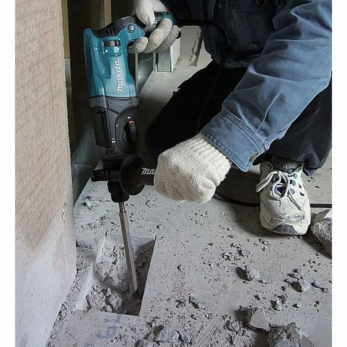 Makita Hr 2470 Sds-Plus Młot Udarowo-Obrotowy
