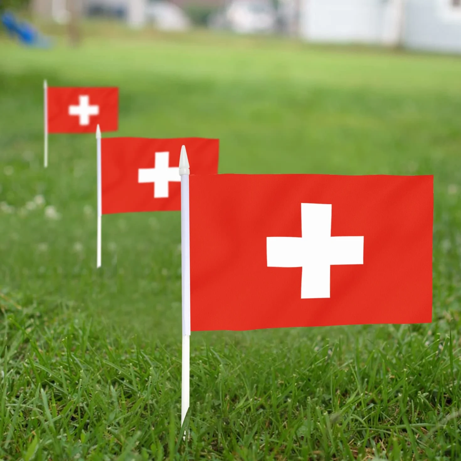 Anley Switzerland Mini Flag 12 Pack 5x8 cali małe flagi szwajcarskie na patyku odporne na blaknięcie