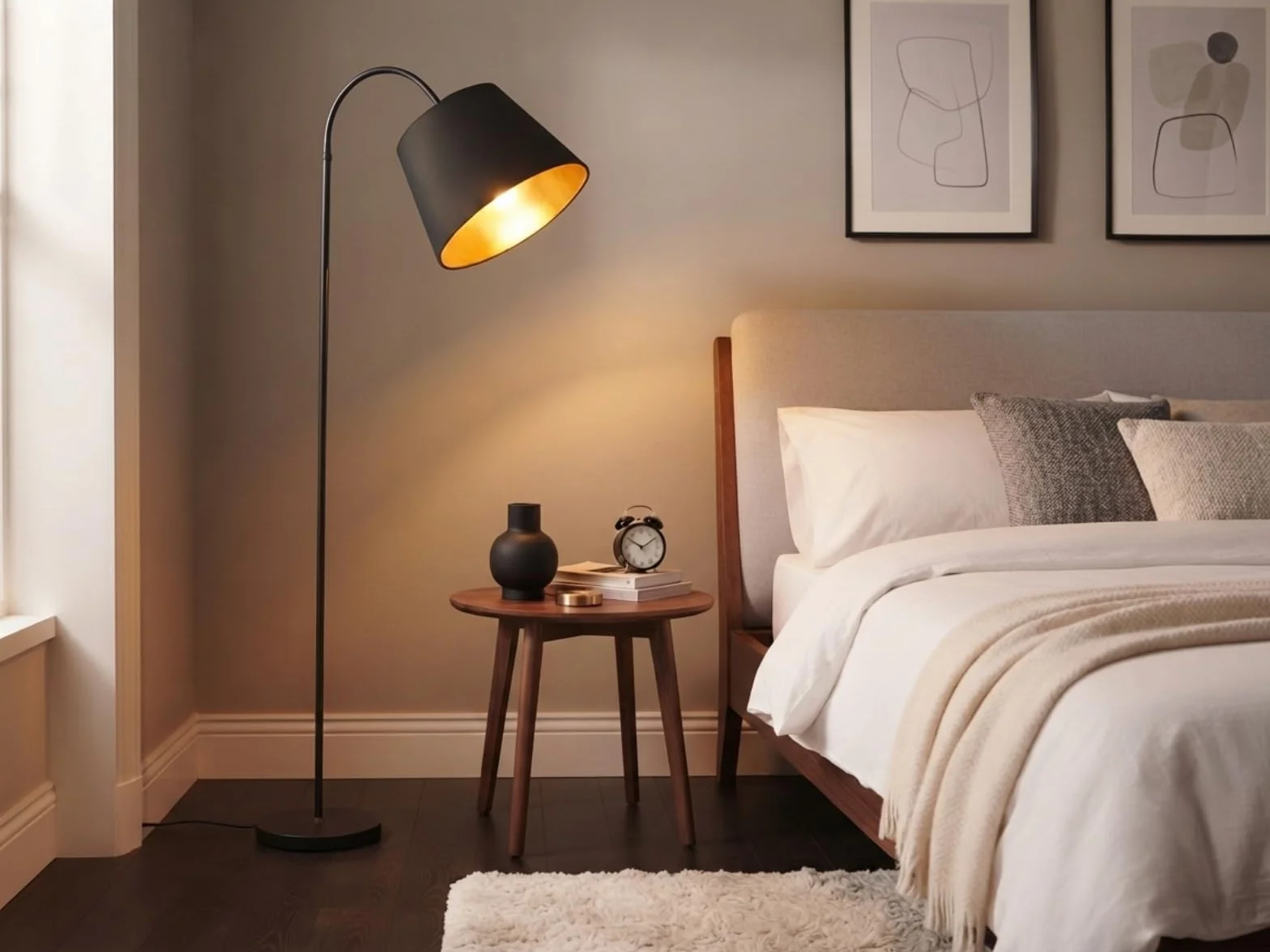 meineWunschleuchte Lampa podłogowa z ramieniem flex i abażurem z tkaniny w kolorze czarnym & wewnątrz złotym - wysokość 156cm, SP1003STEH, lampa podłogowa elastyczna