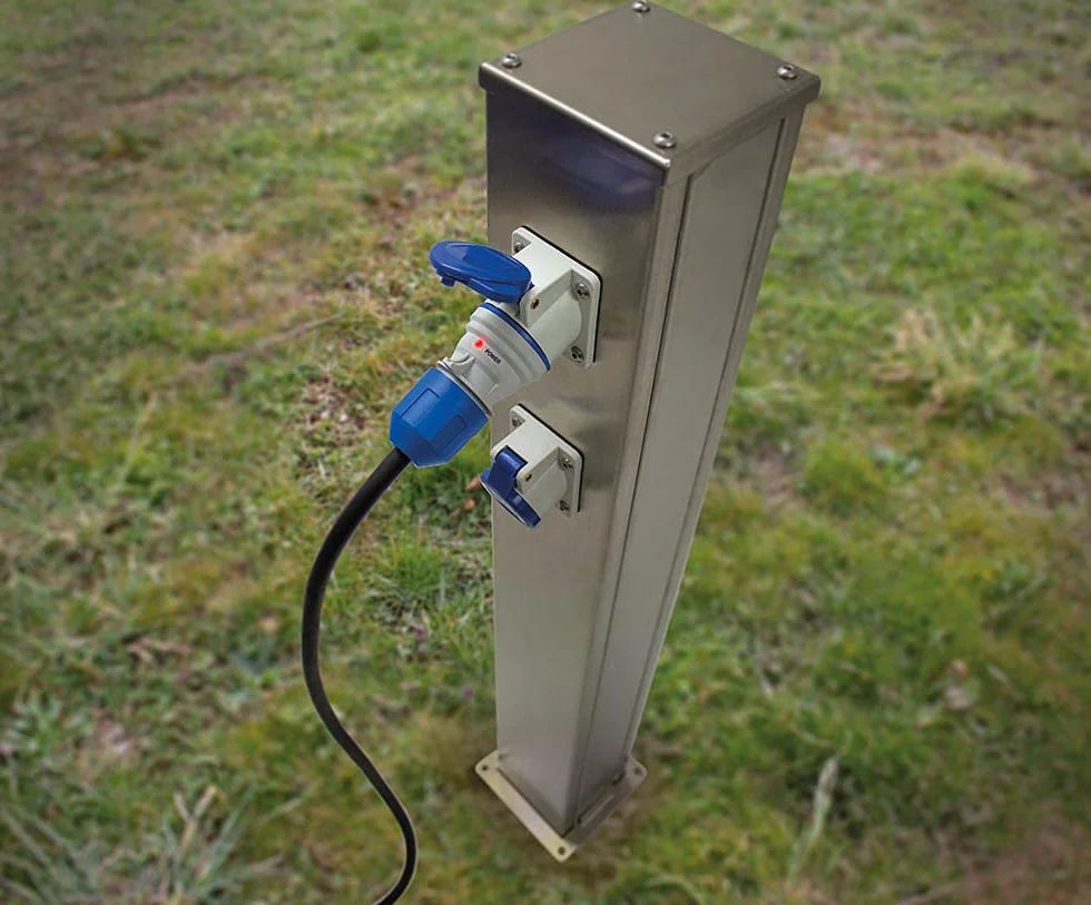 as - Schwabe 61406 CEE Przedłużacz Zasilania 16 A, IP44, Czarny