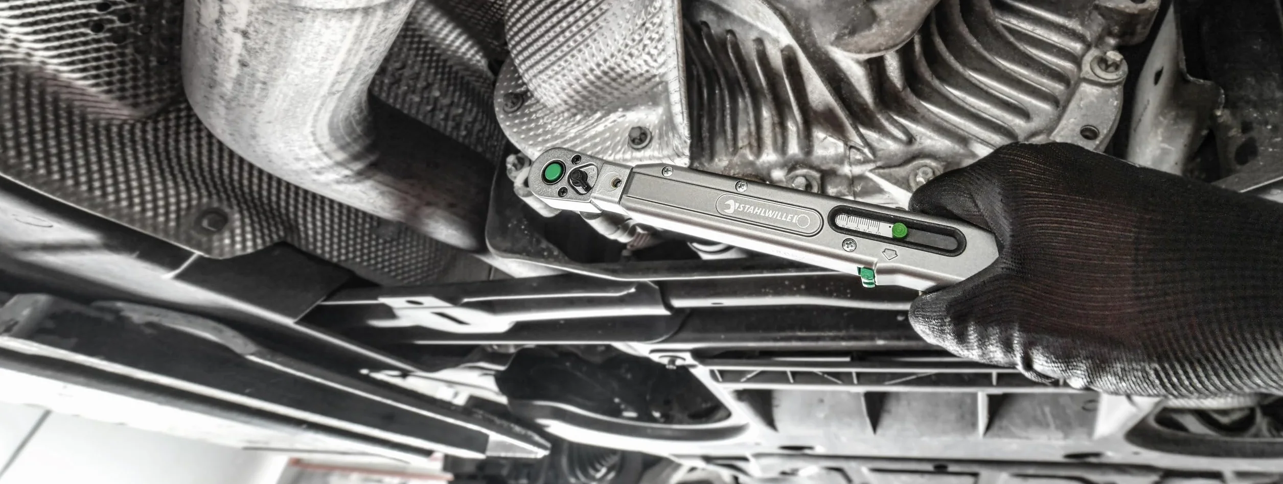 STAHLWILLE Zestaw kluczy dynamometrycznych 4-częściowy 8-200 N·m | z grzechotką 3/8" + 1/2" | w pudełku z tworzywa sztucznego | Made in Germany