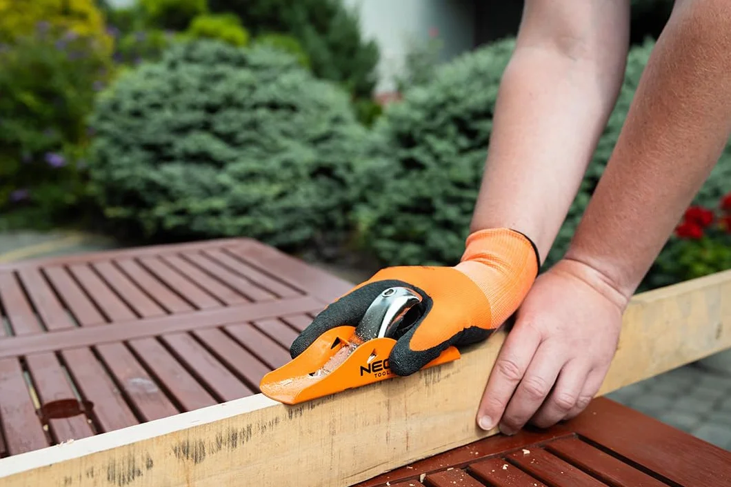 NEO TOOLS Ręczny Hobel 163x45mm – Precyzyjny Hobel do Drewna z Żeliwnego Korpusu z 42mm Ostrzem z 65MN Stali, Regulowany, Idealny do Modelarstwa, Robótek Drewnianych i Precyzyjnych Prac Drobnych