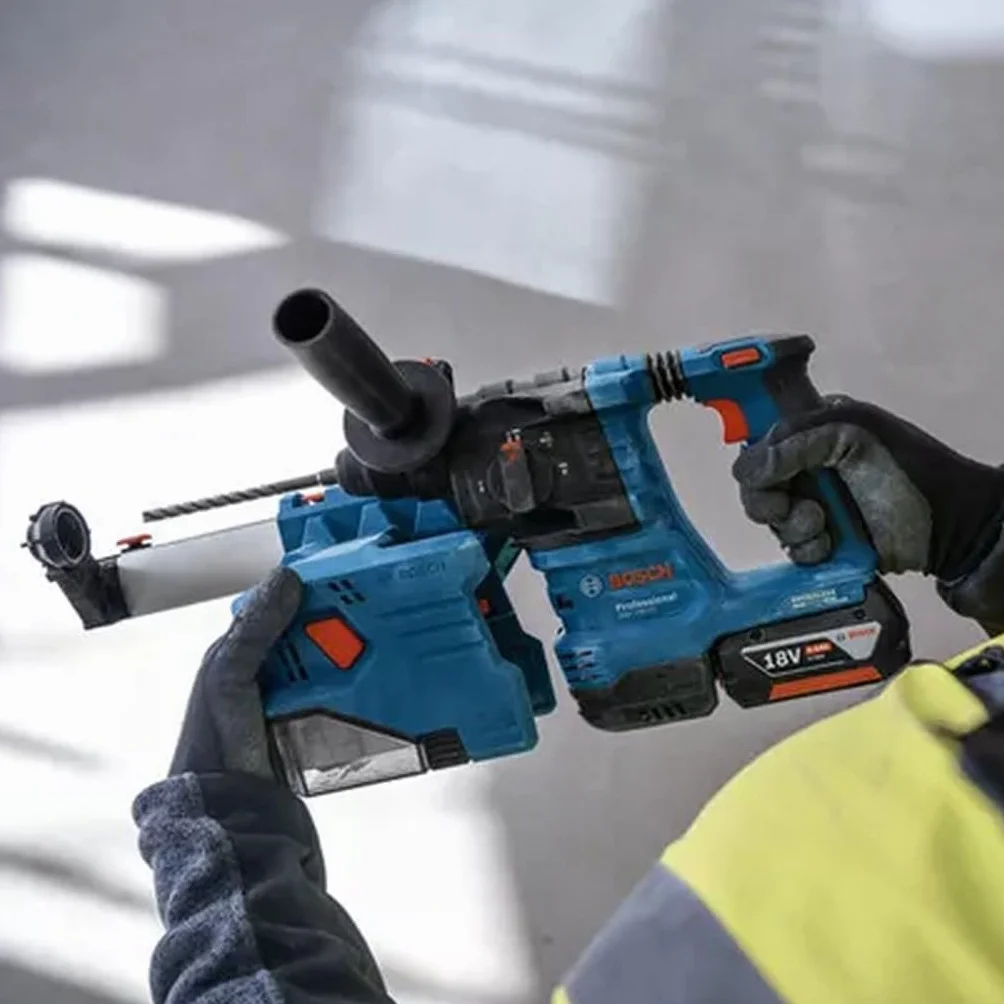 Bosch Professional system 18V: akumulatorowy młot udarowo-obrotowy GBH 18V-22 (SDS plus, idealny do wiercenia otworów o średn. 6–10 mm, GDE 18V-12, walizka L-BOXX)