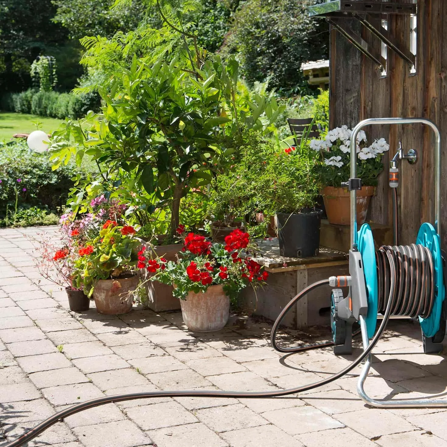Gardena zestaw przyłączeniowy Comfort FLEX 13 mm 1,5 m wąż adaptacyjny z szybkozłączami i przyłączem kranowym 25 b