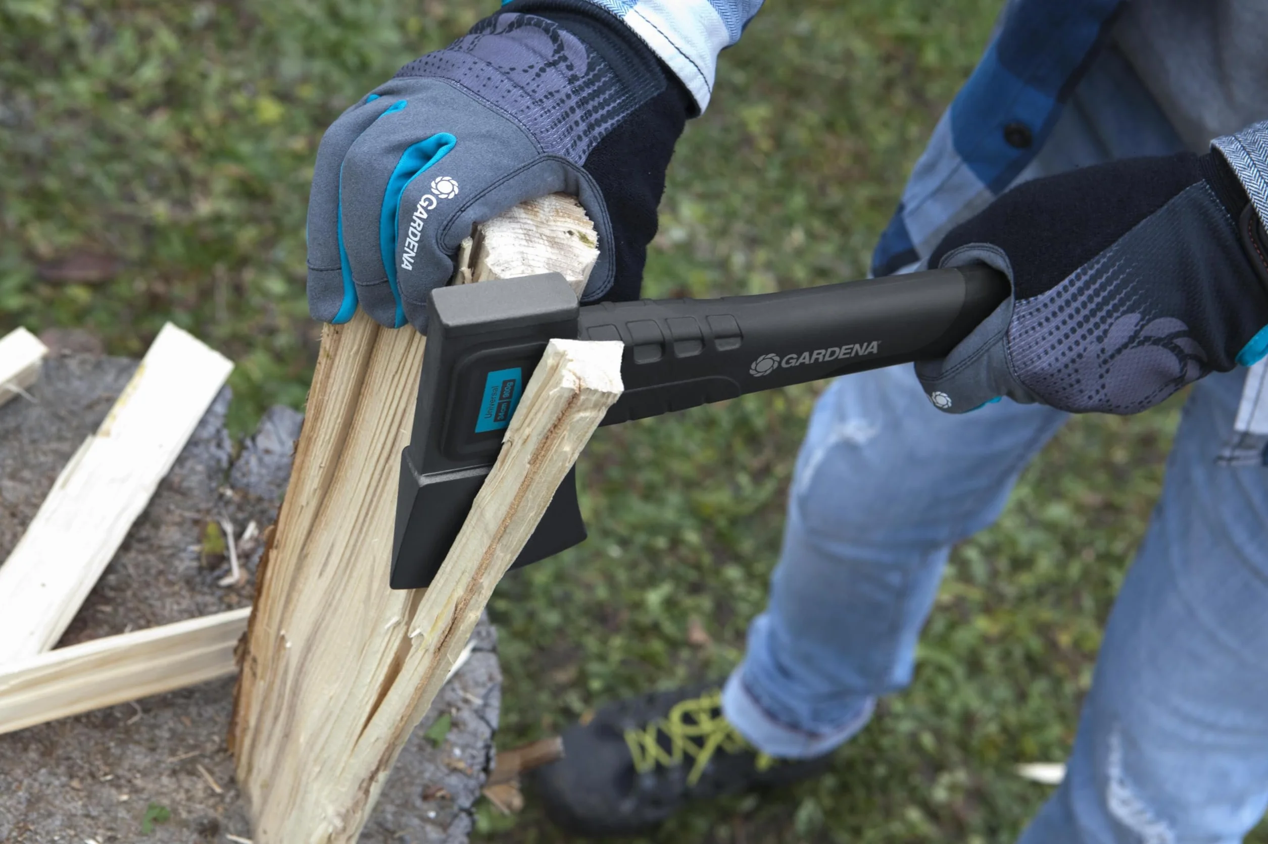 Gardena siekiera uniwersalna 900 B ogrodowa turystyczna z powłoką 8713-48