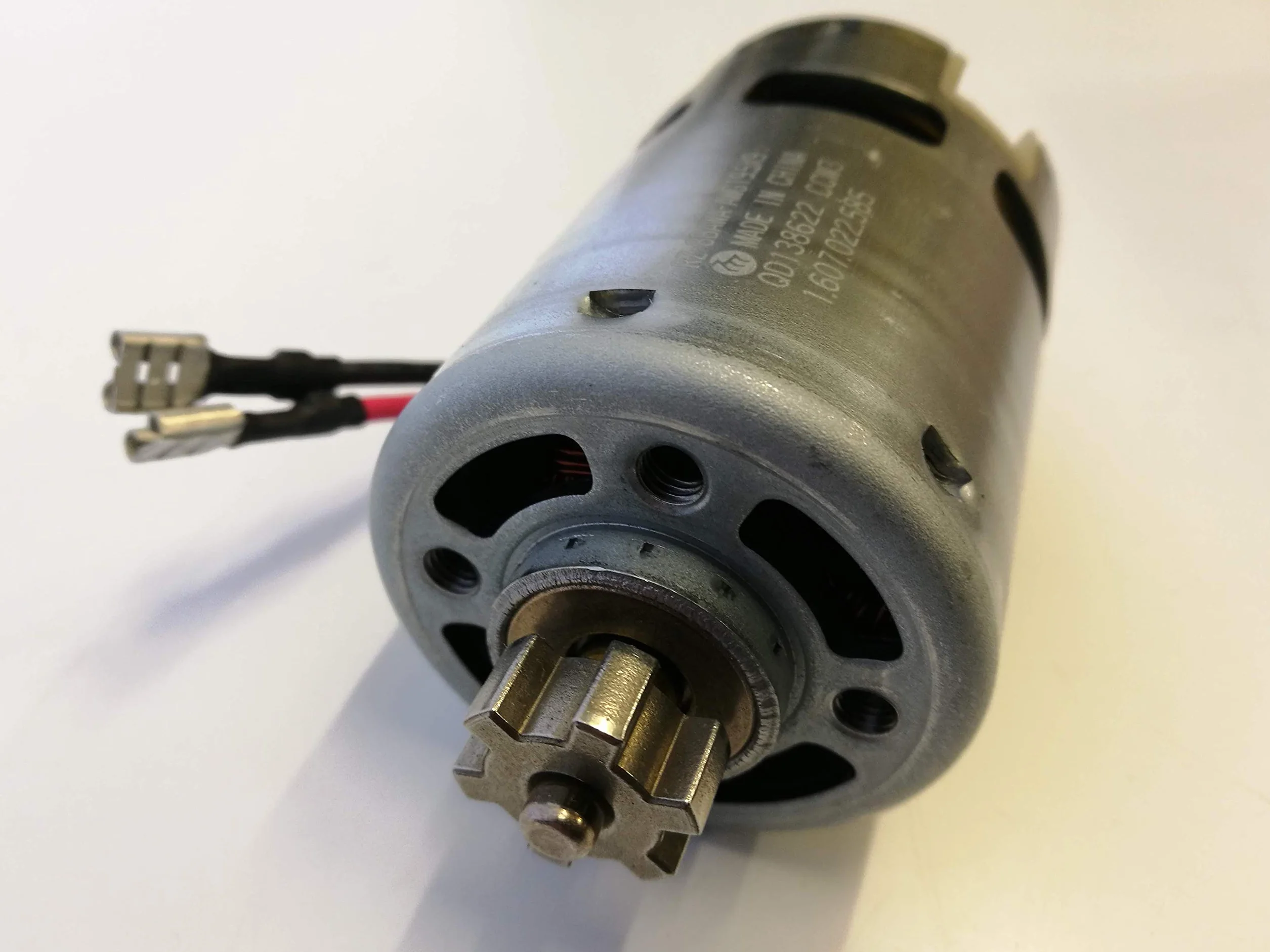 BOSCH Silnik prądu stałego 16170006B0 18 V do GWS 18 V-LI, GGS 18 V-LI 1607022585