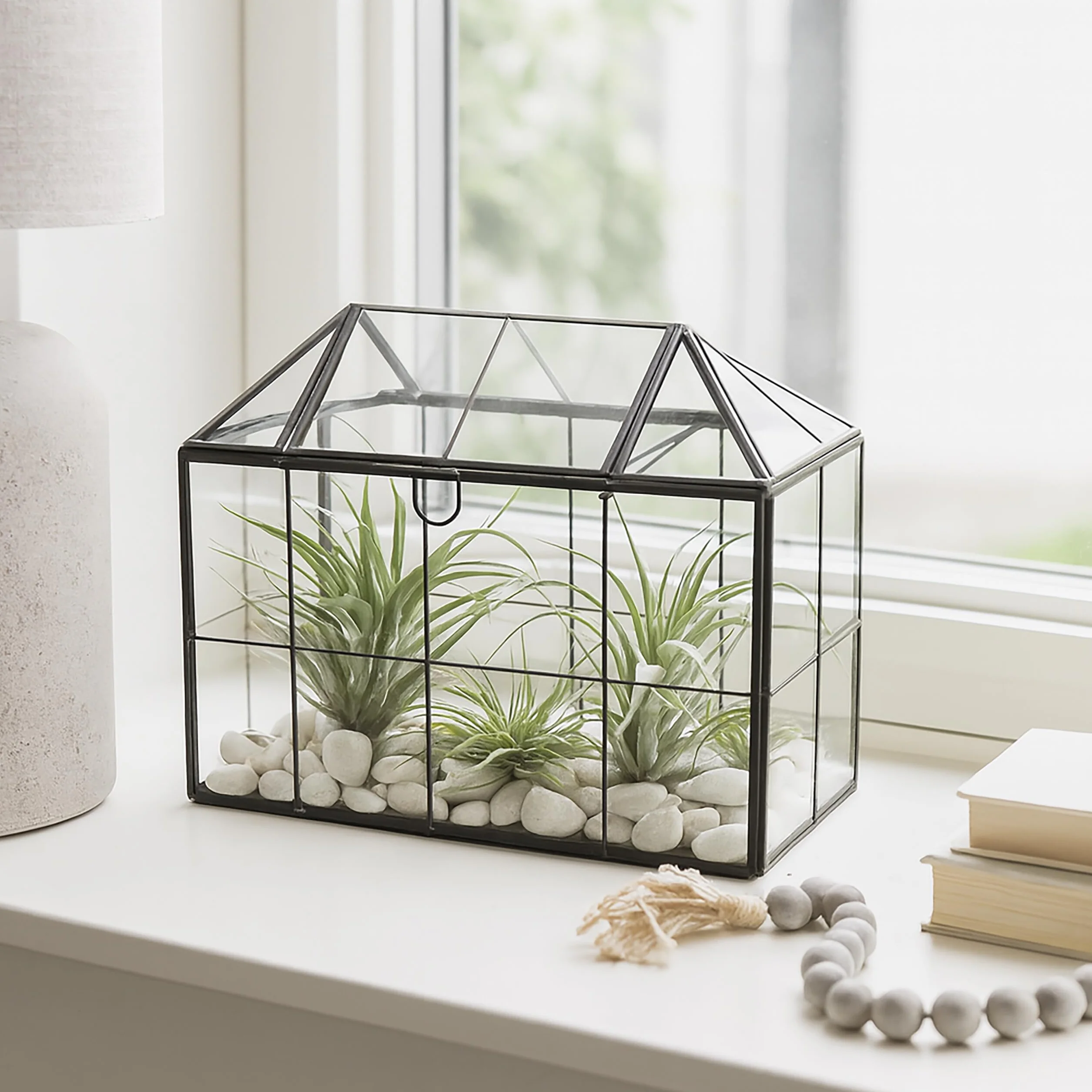 Relaxdays Terrarium roślinne szklane z cyny dekoracyjny domek na kaktusy i mech czarna