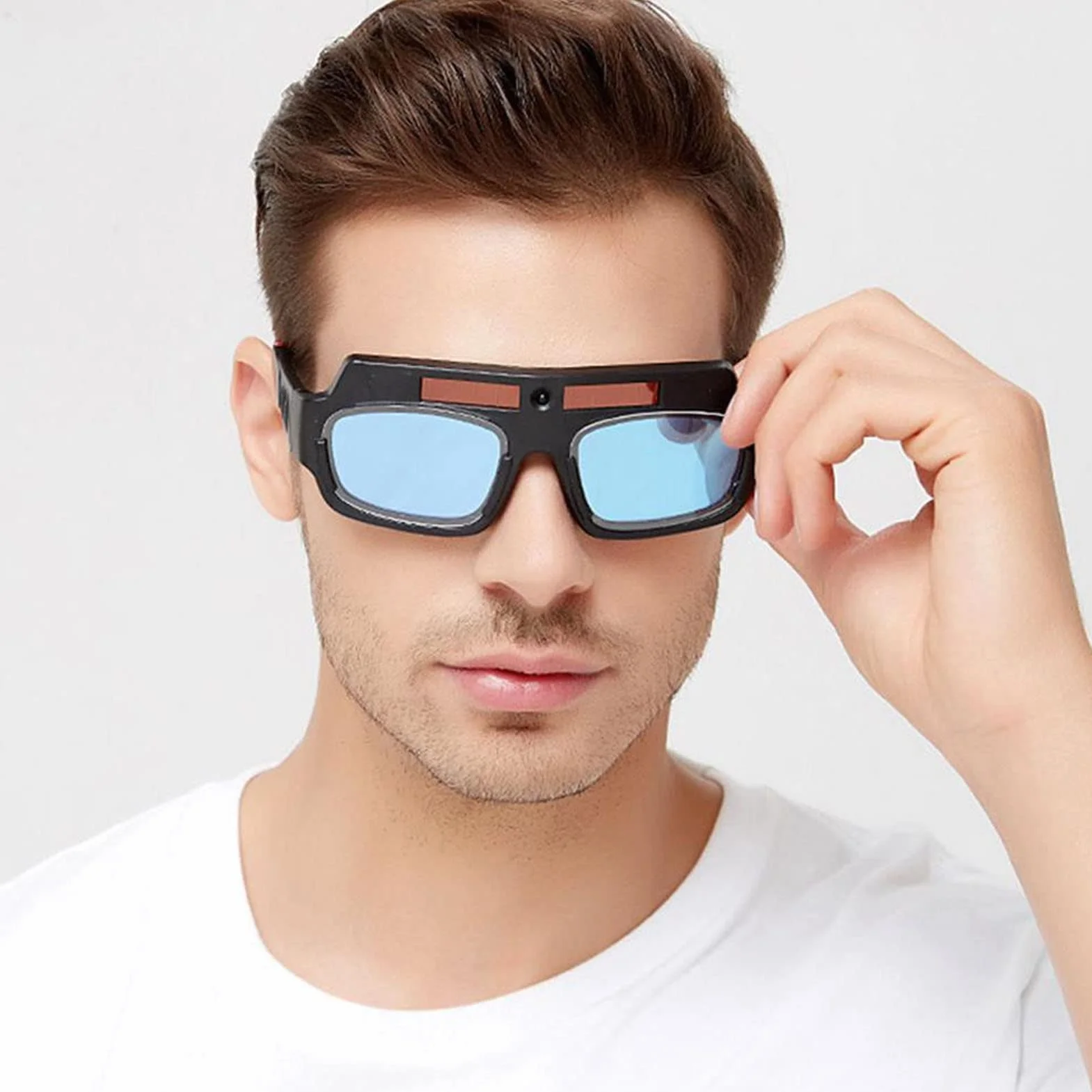 Automatyczne Przyciemnianie Gogle Spawalnicze Gogle Spawalnicze Zasilane energią słoneczną Ochronne Ochronne Okulary Spawalnicze Maska ​​kask do Spawania