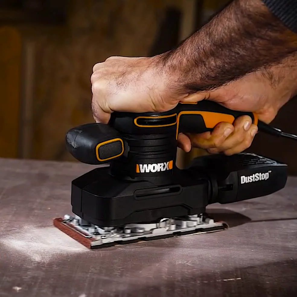 WORX WX641 Szlifierka oscylacyjna 250 W – poręczna szlifierka z mikrofiltrem DUSTSTOP zapewnia czystą pracę – duży obwód oscylacyjny i łatwa obsługa