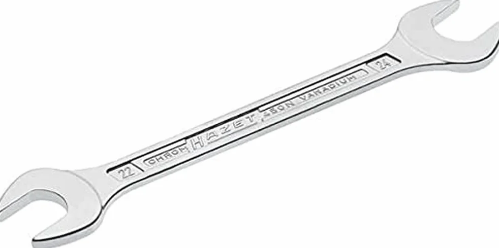 HAZET Podwójny klucz płasko-oczkowy 450N-22X24 chromowany, szerokość płaskowników: 22 x 24 mm, pozycja szczęk: 15°, trzon z bardzo wytrzymałym podwójnym profilem T HAZET, Made in Germany