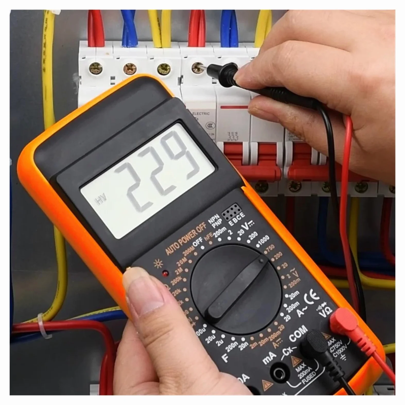 Multimetr Cyfrowy DC AC Tester Pojemności Ręczny Zakres Woltomierz True Próbnik Elektroniczny Narzędzie Dla Elektryków Szybko Dokładnie Łatwy Odczyt(116)