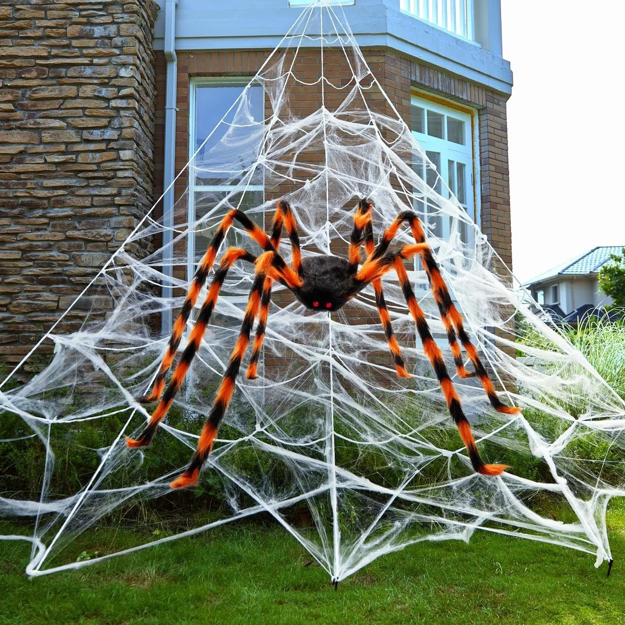 JOYIN Dekoracja pajęczyny na Halloween 150 cm duży pająk 4,0 x 4,8 m trójkątna sieć